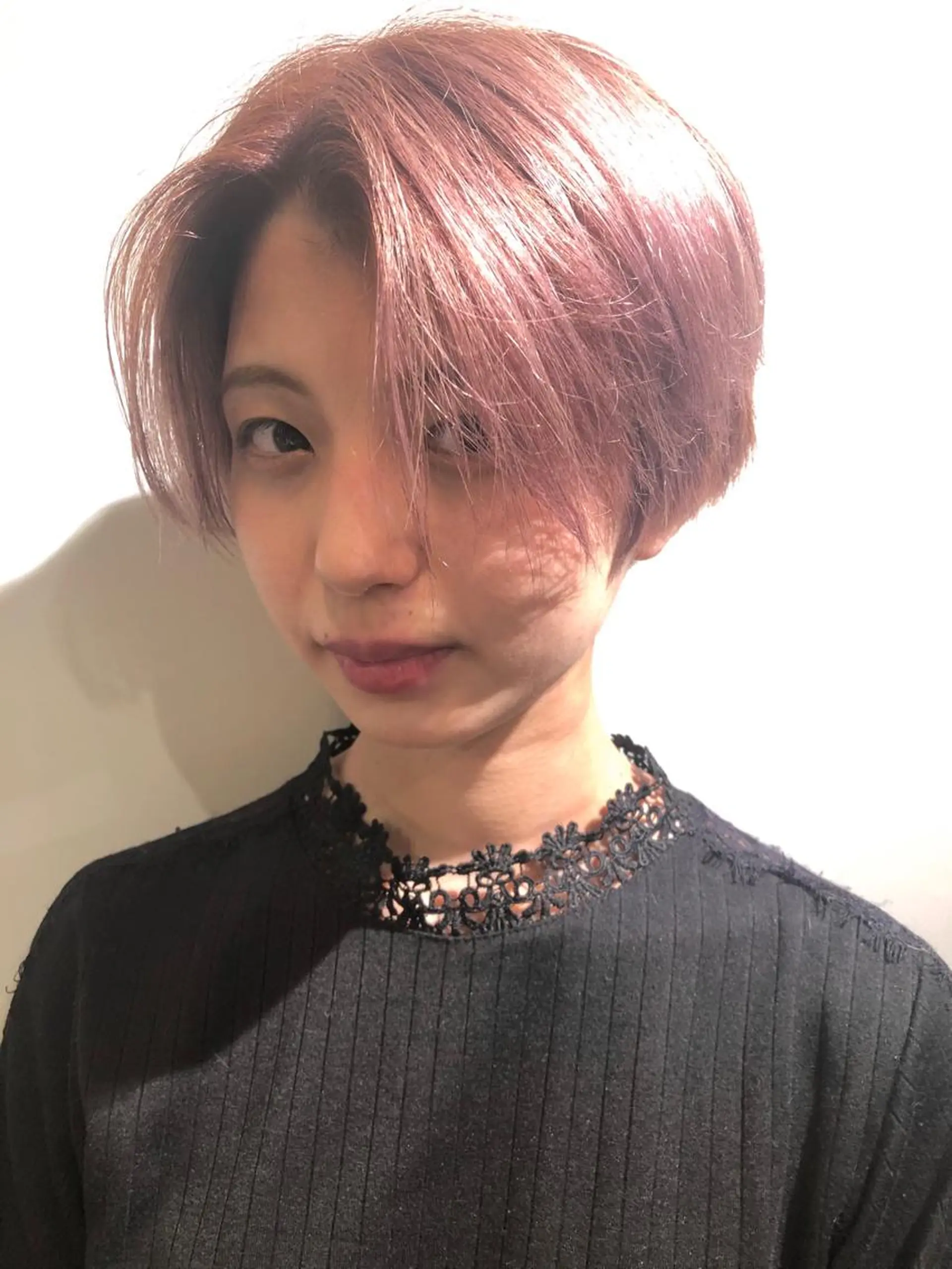 ショート カラー ハンサムショート ブリーチ ピンクカラー バイオレットカラー ショートヘア Leverage New York所属・店長 濱口敬太のヘアスタイル