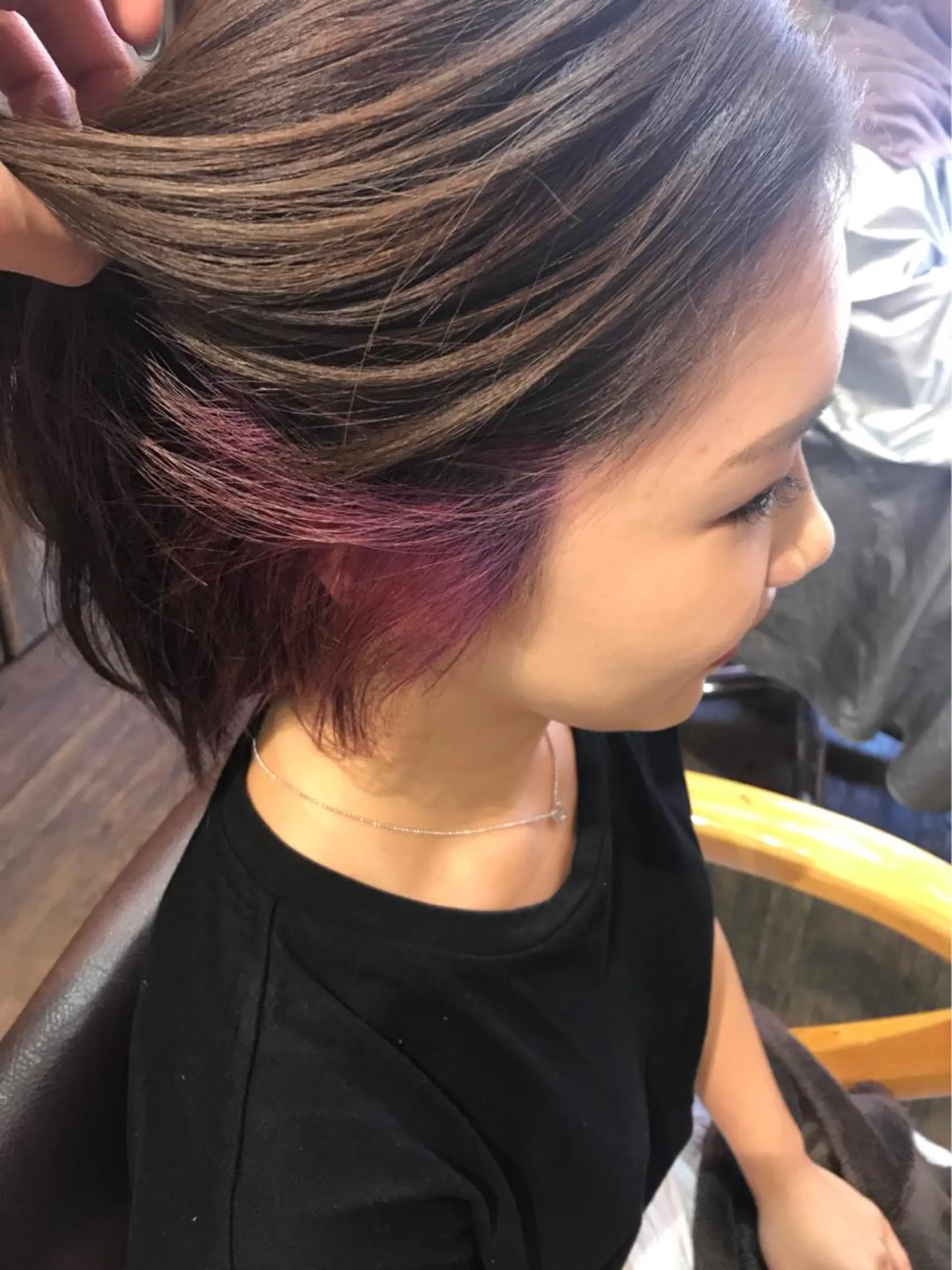 ショート カラー パープルカラー IwAsh大和駅前店所属・IwAsh大和駅前店 河野亜里香のヘアスタイル