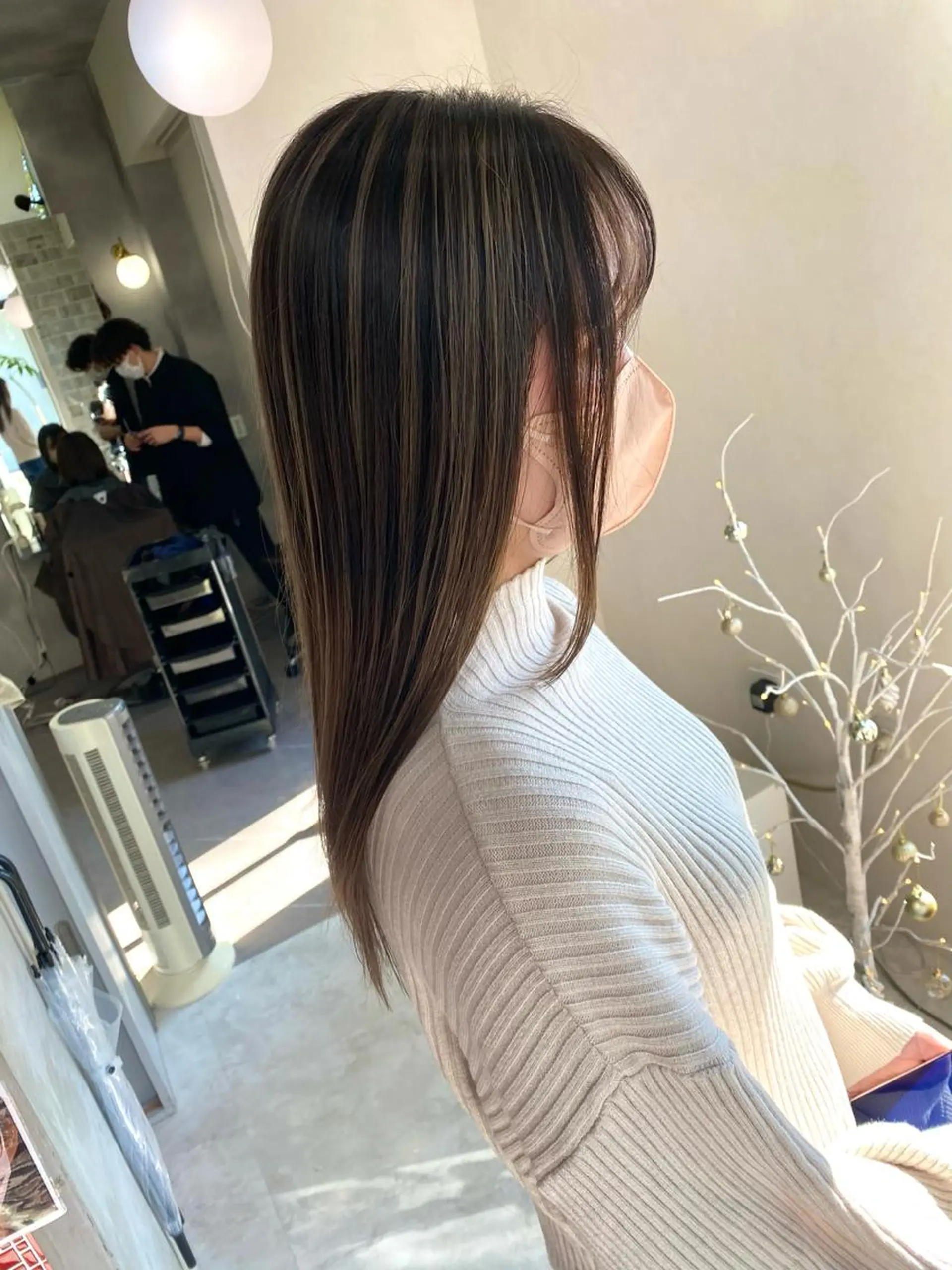 ロング カラー バレイヤージュ レイヤーカット 宇佐美 柊のヘアスタイル