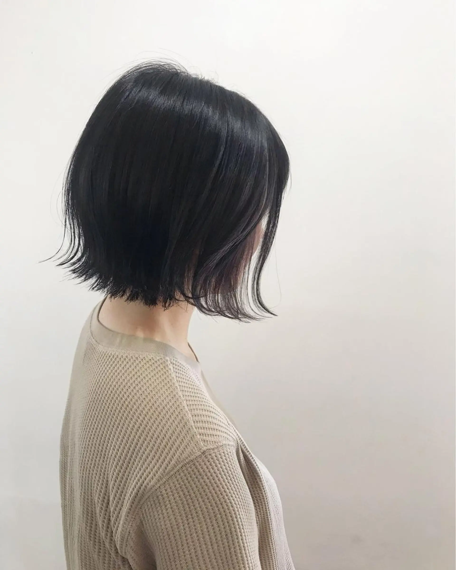 ショート 切りっぱなしボブ ボブ カット ヘアカラー トリートメント ヘッドスパ フラム所属・WATANABE MISAKIのヘアスタイル