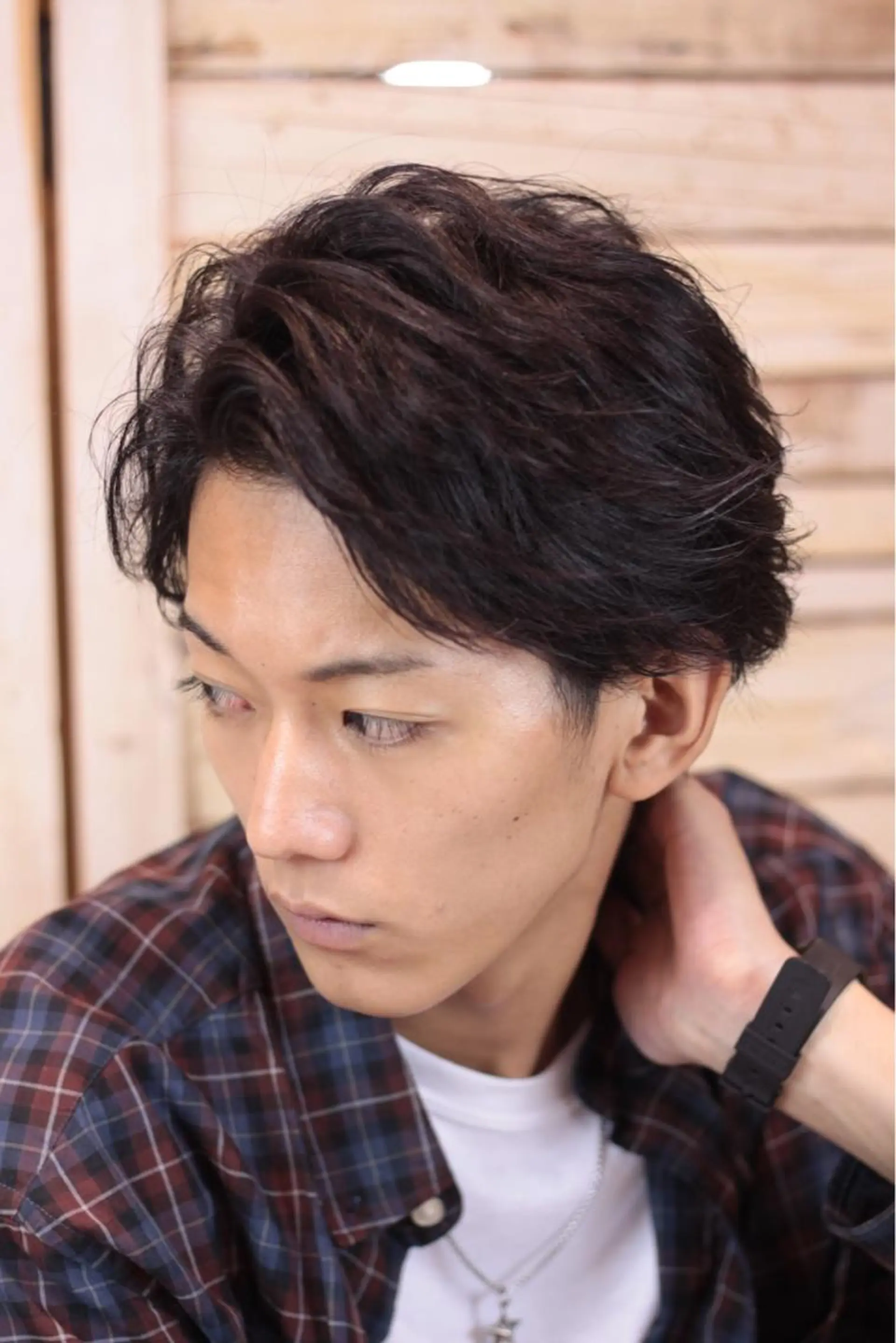 ショート メンズ センターパート tuki yokohama所属・店長 小池アキトのヘアスタイル