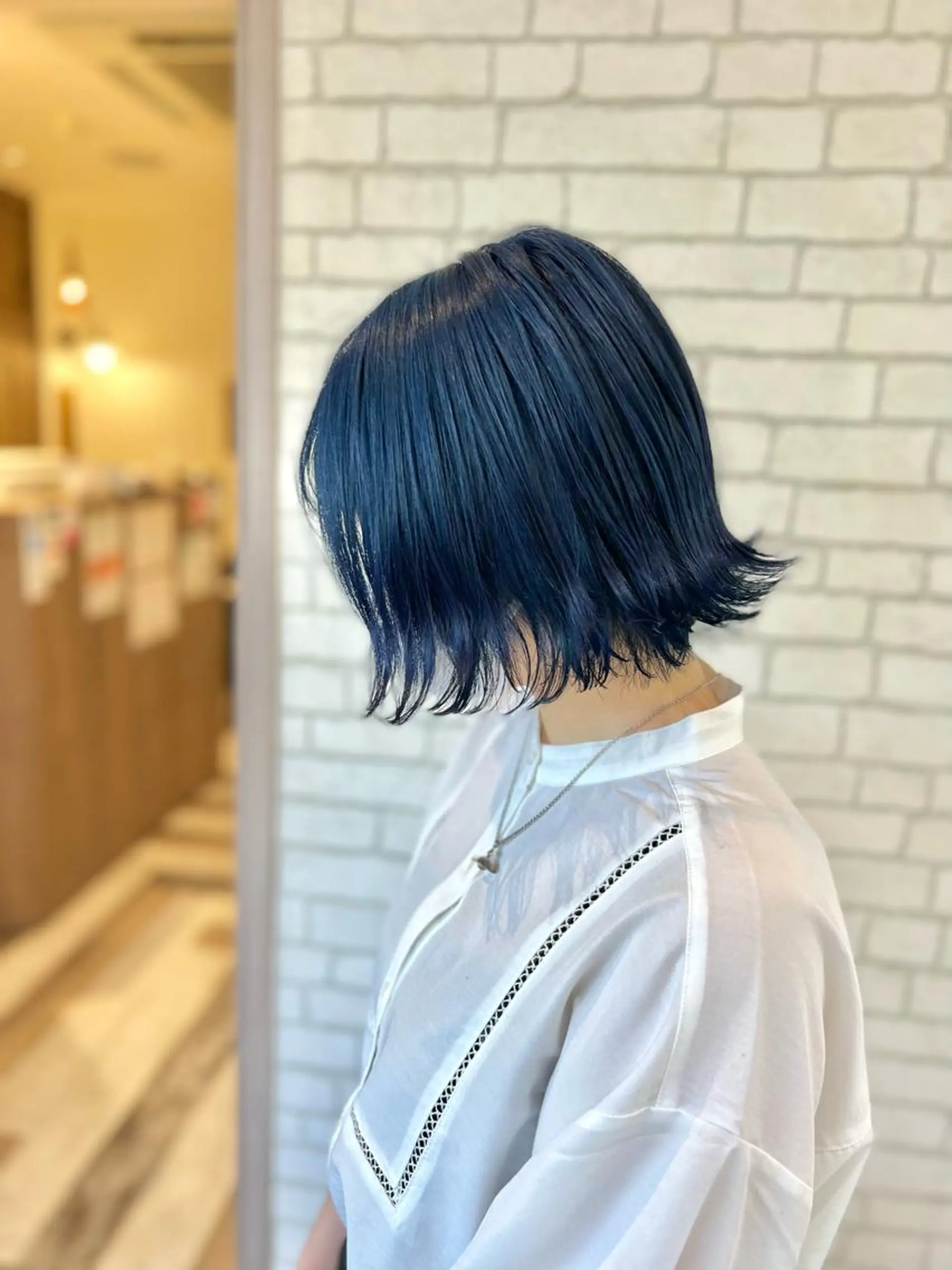 ミディアム カラー アディクシーカラー ブリーチ ブルーカラー ヘアカラー トリートメント オーガニック/白髪 ぼかし/斎藤相慶のヘアスタイル