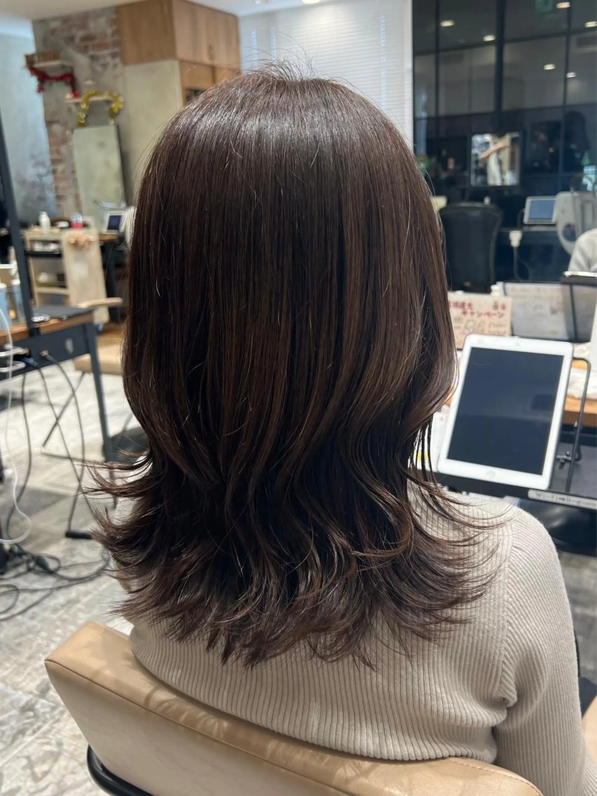 セミロング くびれヘア 髪質改善 縮毛矯正 カット ヘアカラー トリートメント 🧡くびれヘア/前髪 顔周り🧡久原結衣のヘアスタイル