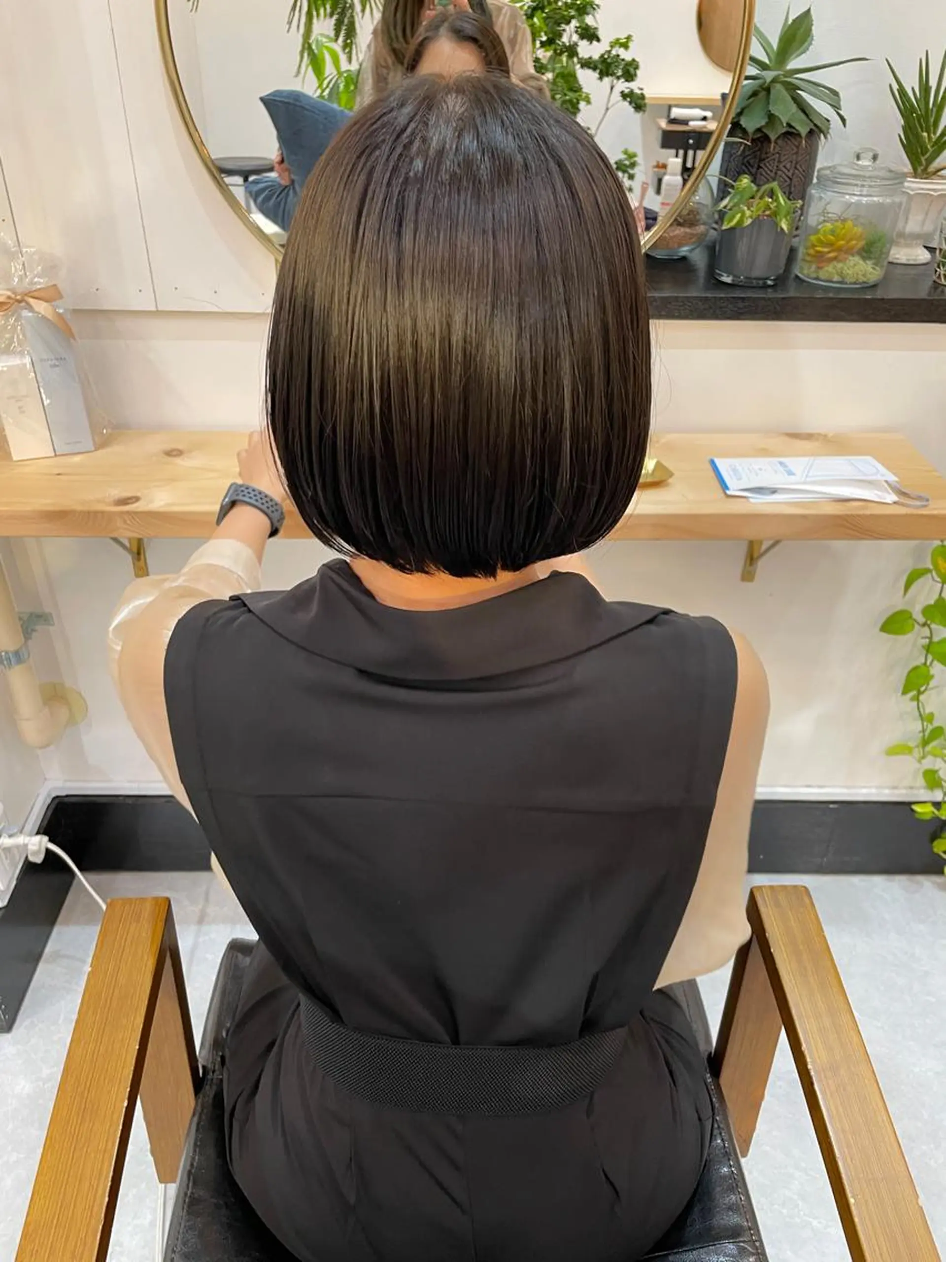 ショート カラー ヘアカラー トリートメント CARICIA 白木 由里加のヘアスタイル