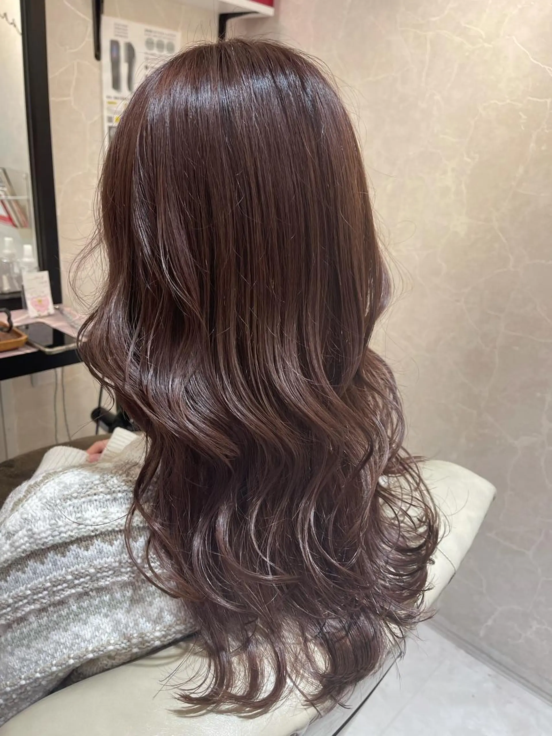 セミロング カラー カット ヘアカラー 濱田輝レイヤー 韓国風 ハイトーンのヘアスタイル
