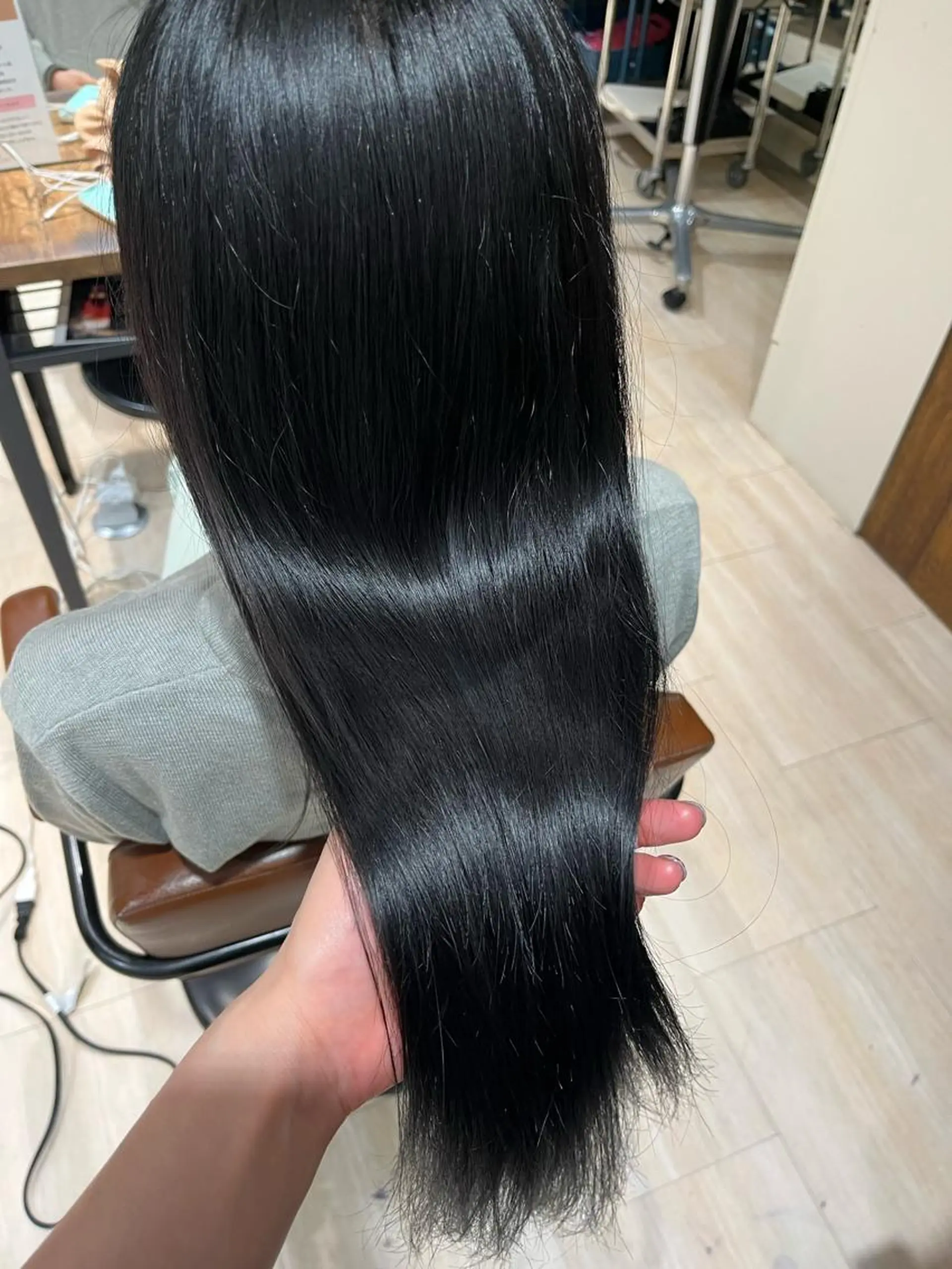 ロング レイヤーカット🫧艶 カラー/LILICAのヘアスタイル