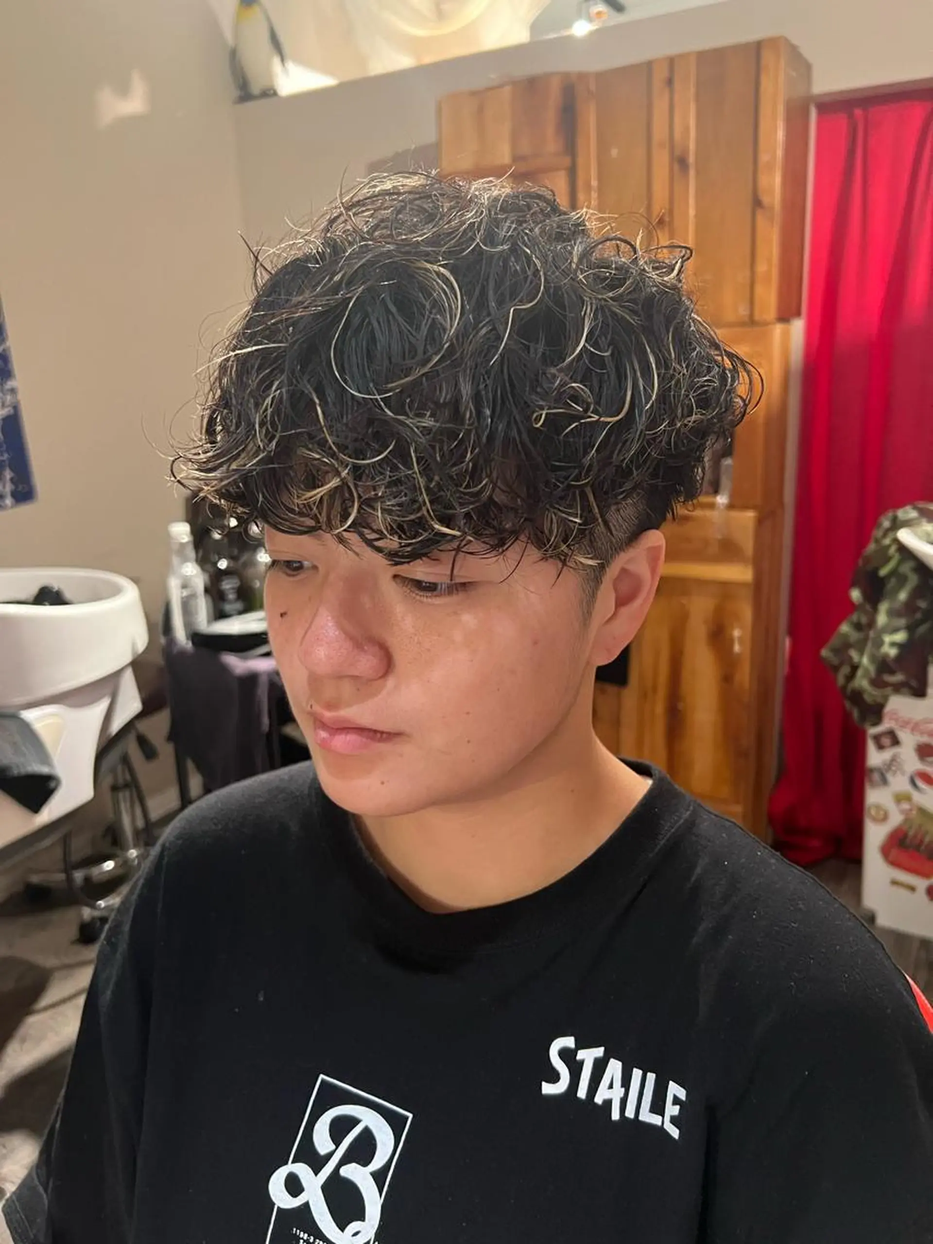 パーマ メンズ メンズパーマ スパイラルパーマ SON＆MARLEY'S BAR BER所属・江口 沙良のヘアスタイル