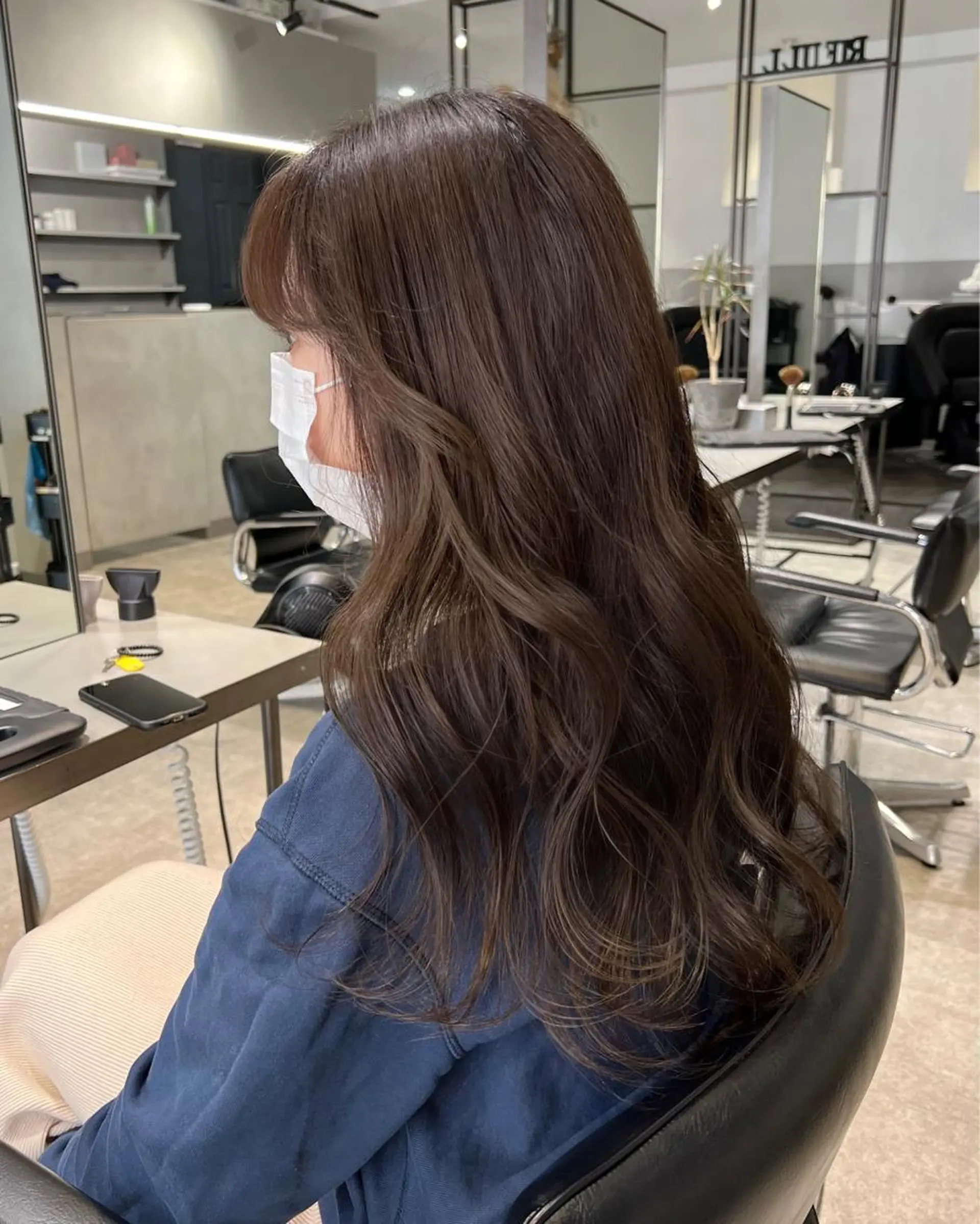 ロング カット ヘアカラー トリートメント Miku 🇺🇸のヘアスタイル