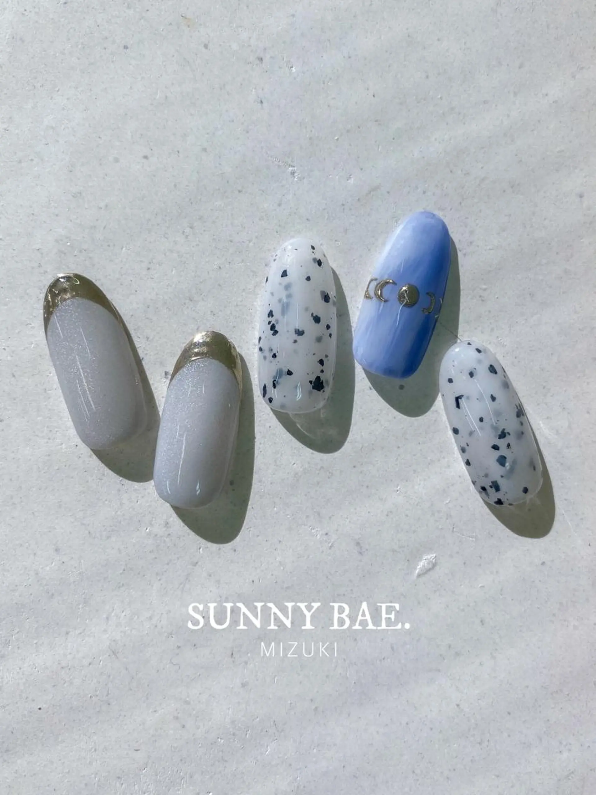ネイル ブルー 成人式 フレンチネイル マグネットネイル ミラーネイル ハンドネイル SUNNY BAE. 🌼MIZUKIのネイルデザイン