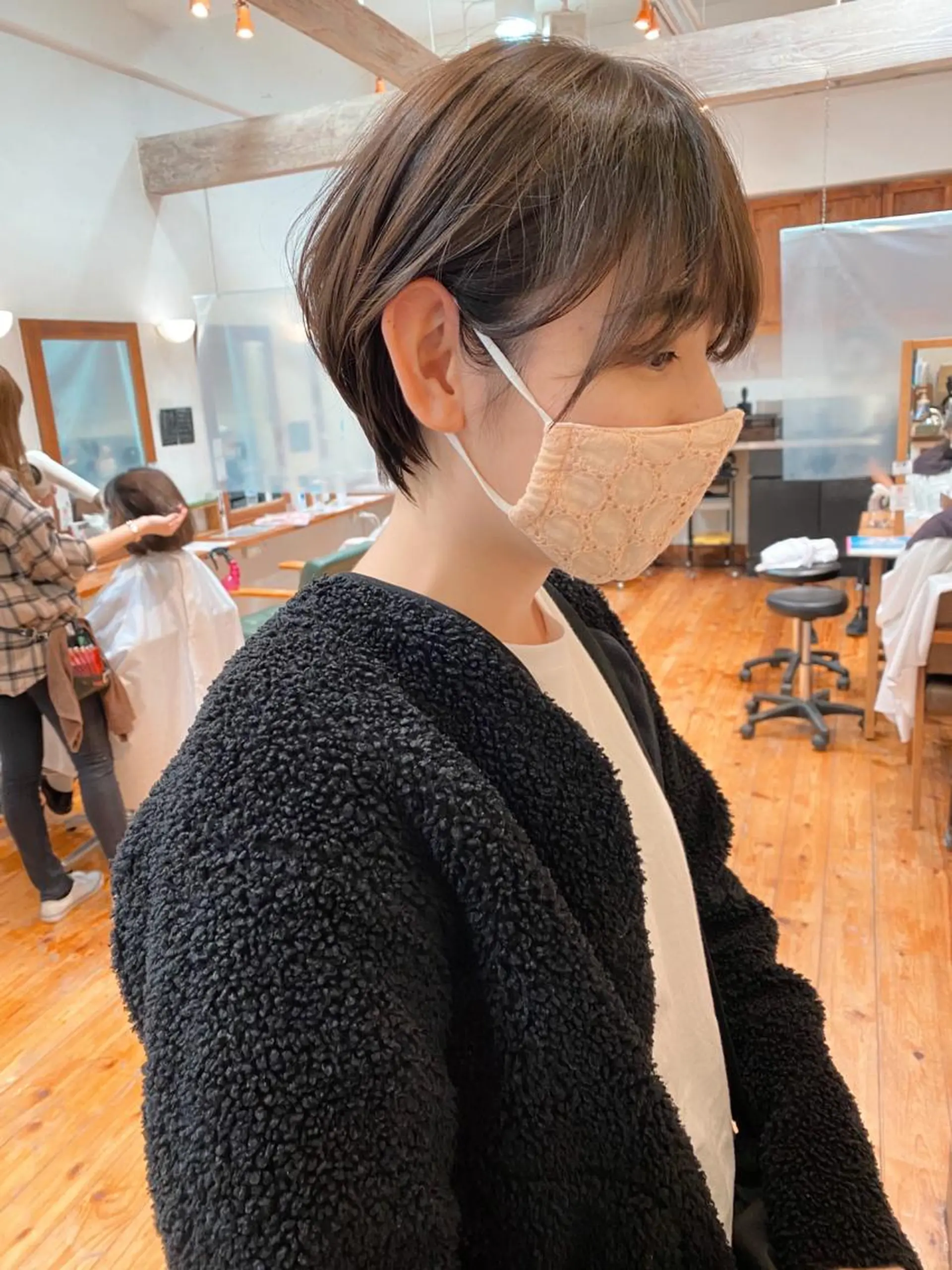 ショート カラー カット特化柏駅 徒歩3分LOUのヘアスタイル