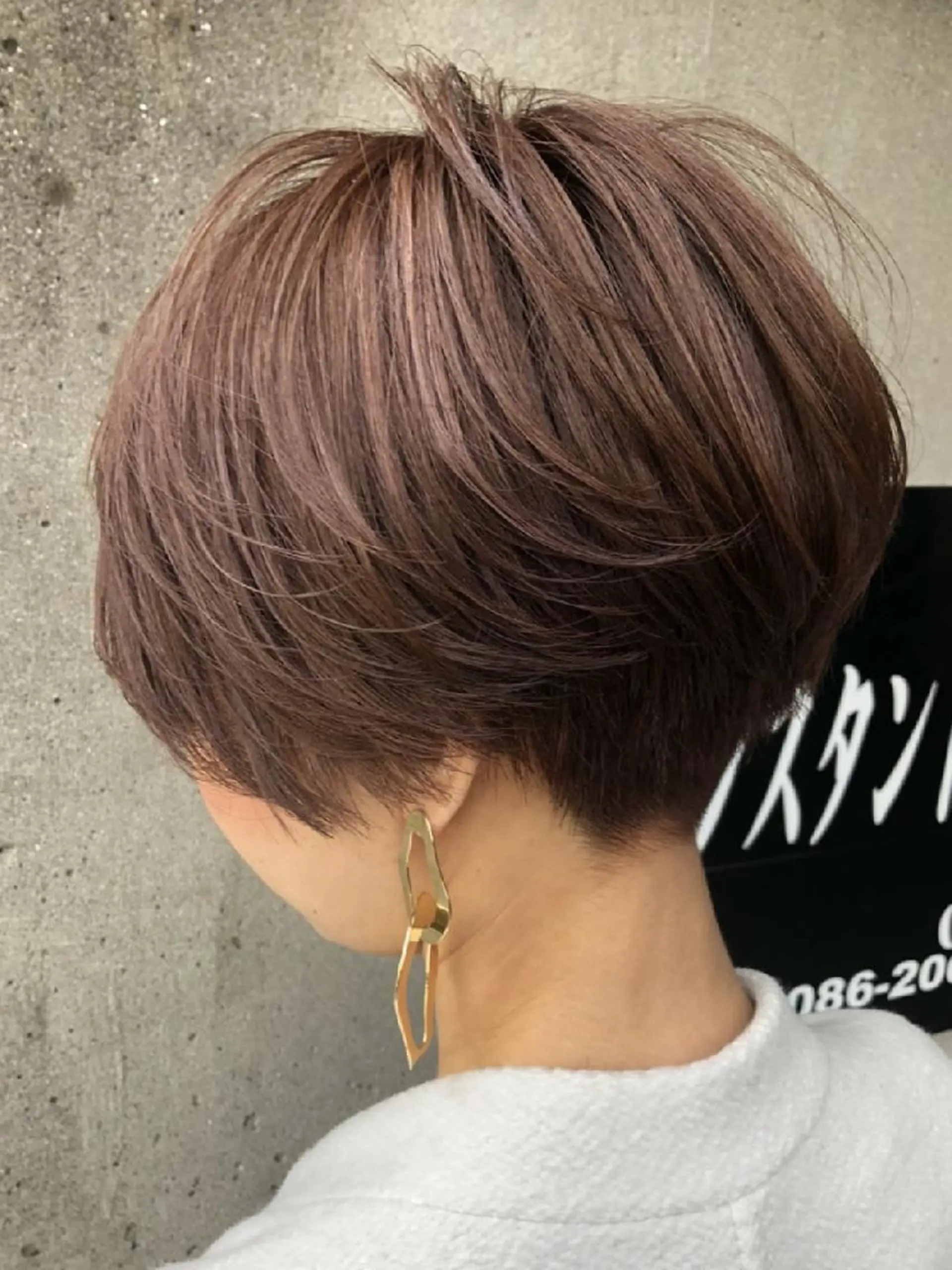 ショート カラー ハンサムショート バレイヤージュ ハイライトカラー 外国人風カラー ハイライト カット RIENS♡xrea 山本優舞のヘアスタイル