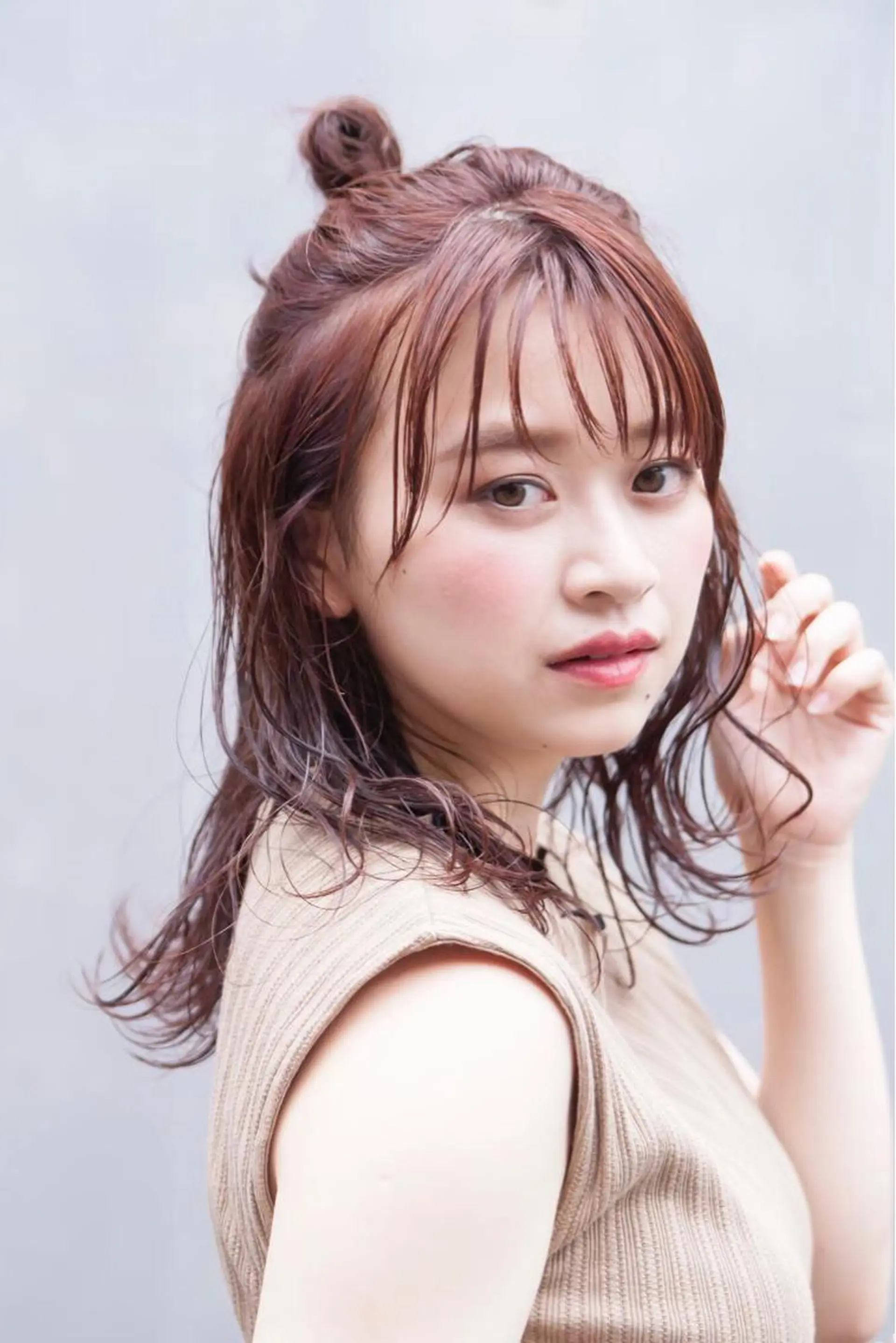 セミロング カラー レイヤーカット🫧 ／ブリーチ✨TOWAのヘアスタイル