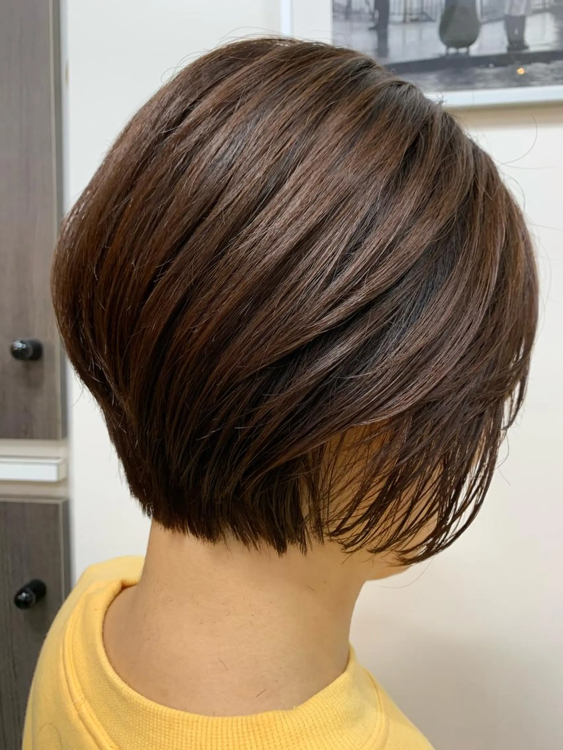 ショート カラー 平 ちひろのヘアスタイル