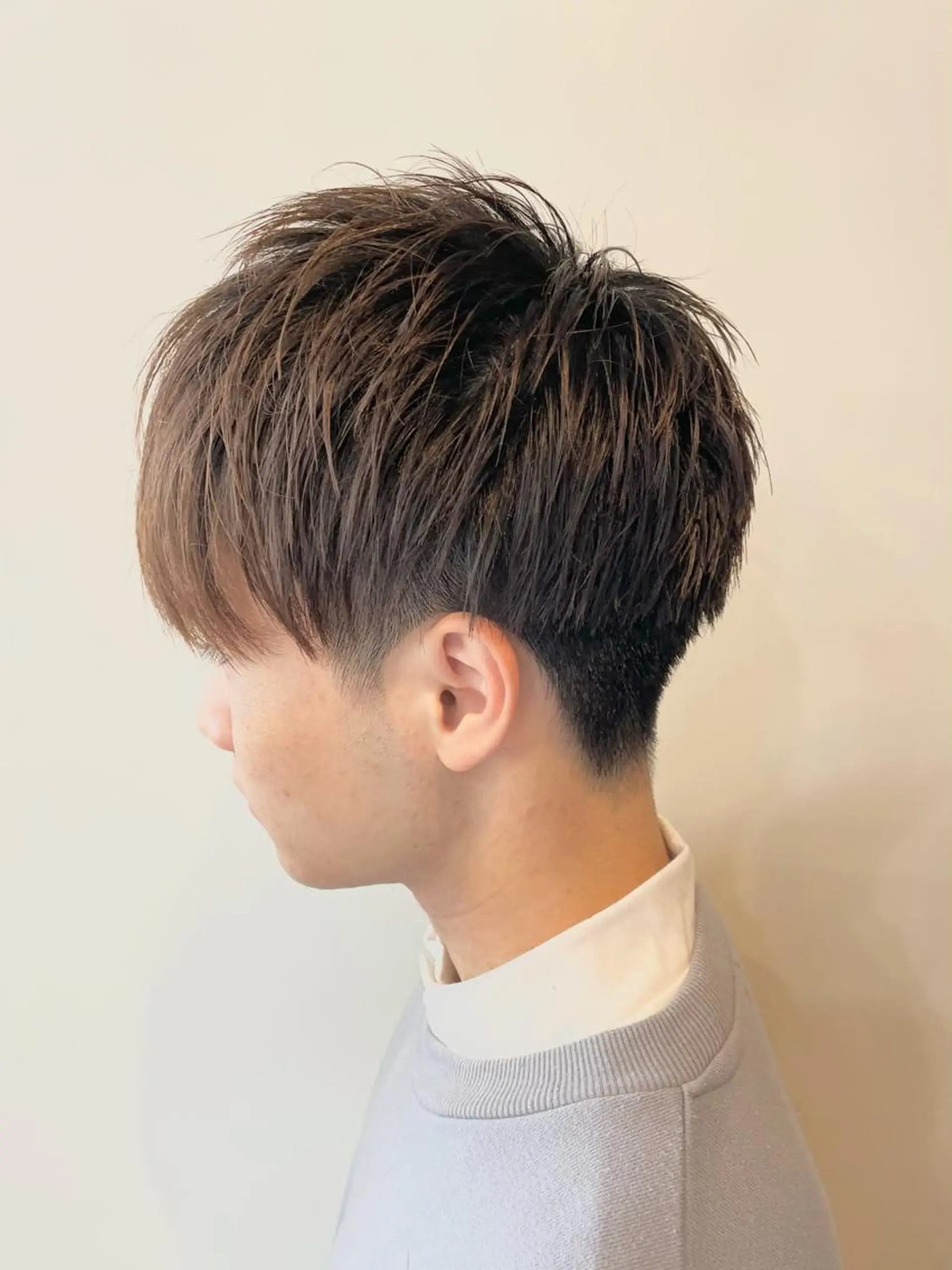 ショート メンズ マッシュ アッシュ アッシュブラウン ショートヘア カット ヘアカラー FLAGS YAMATOのヘアスタイル