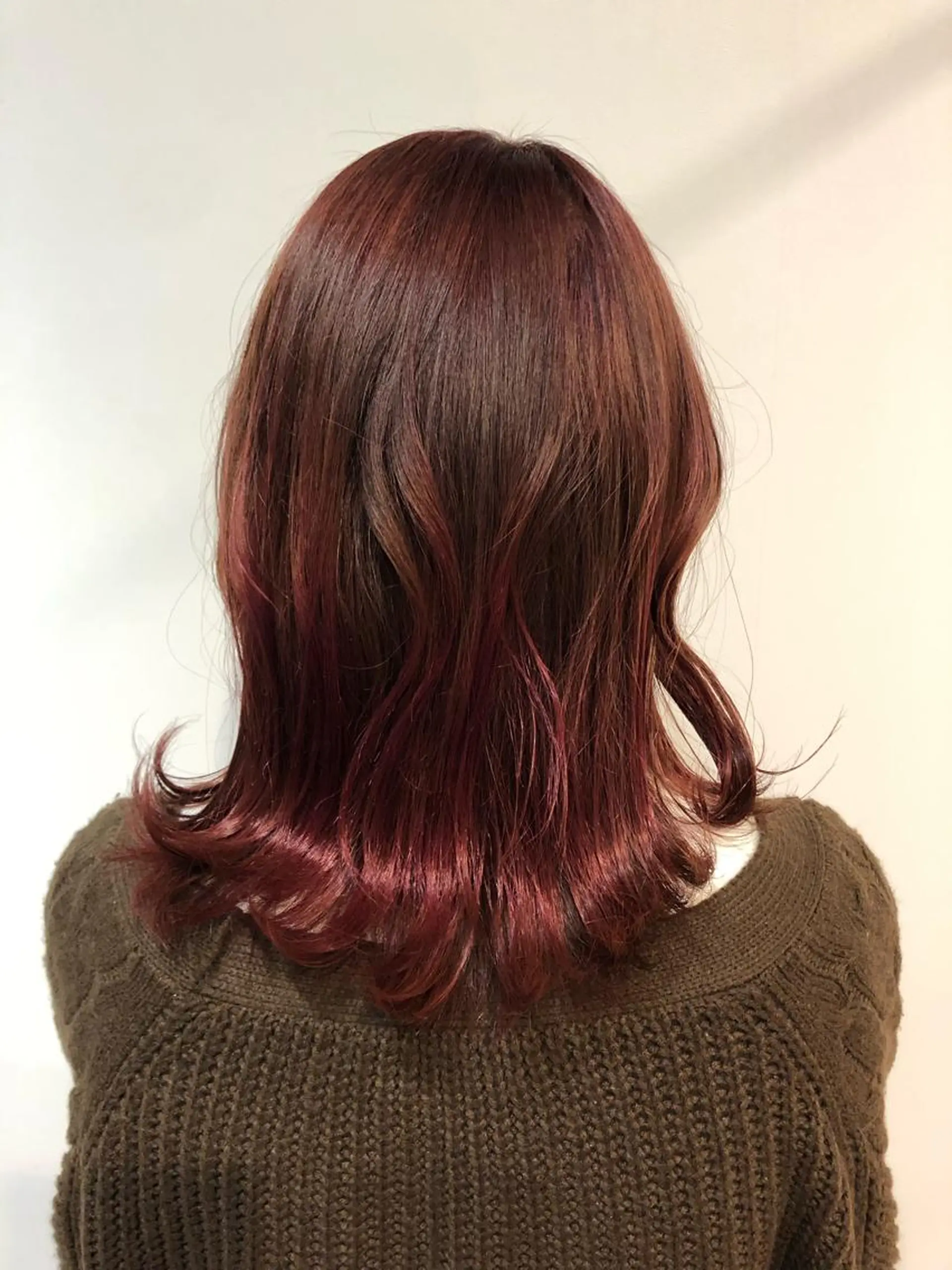 ミディアム カラー ヘアカラー トリートメント 青野 文香のヘアスタイル