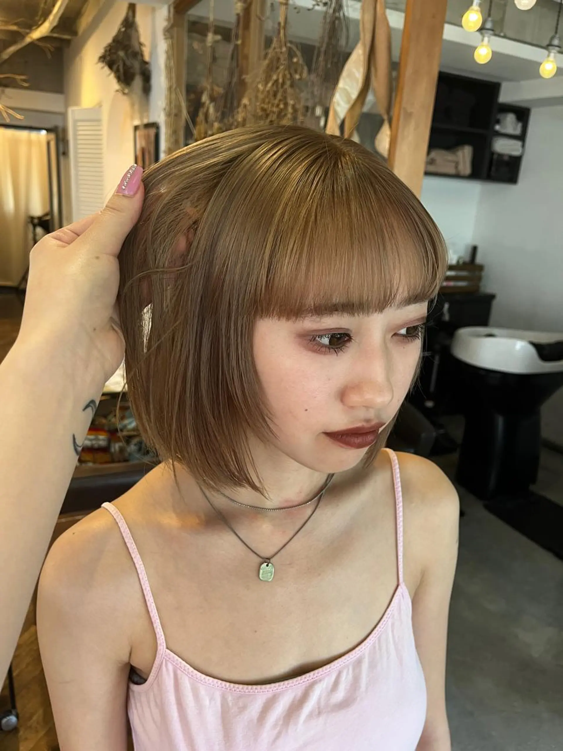 ミディアム カラー sora / 渋谷 / ハイトーンのヘアスタイル