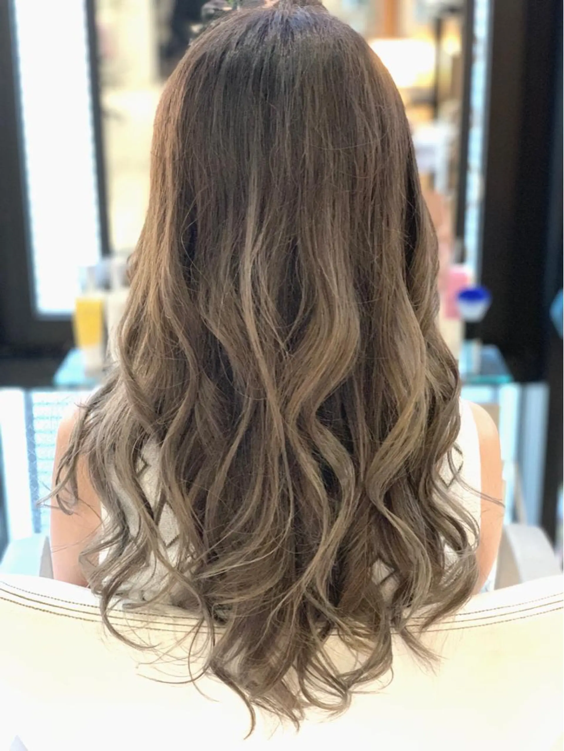 セミロング カラー パーマ ヘアアレンジ ブリーチ ケアブリーチ Merci メルシー 福岡、今泉のヘアスタイル