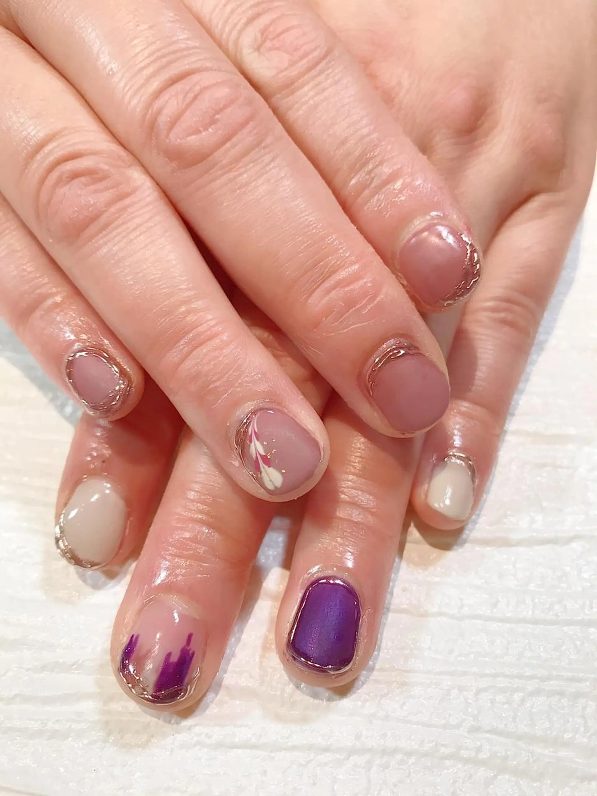 ネイル ハート 大理石ネイル(マーブル) マットネイル ミラーネイル ニュアンスネイル ハンドネイル NAILSALON AMULEのネイルデザイン