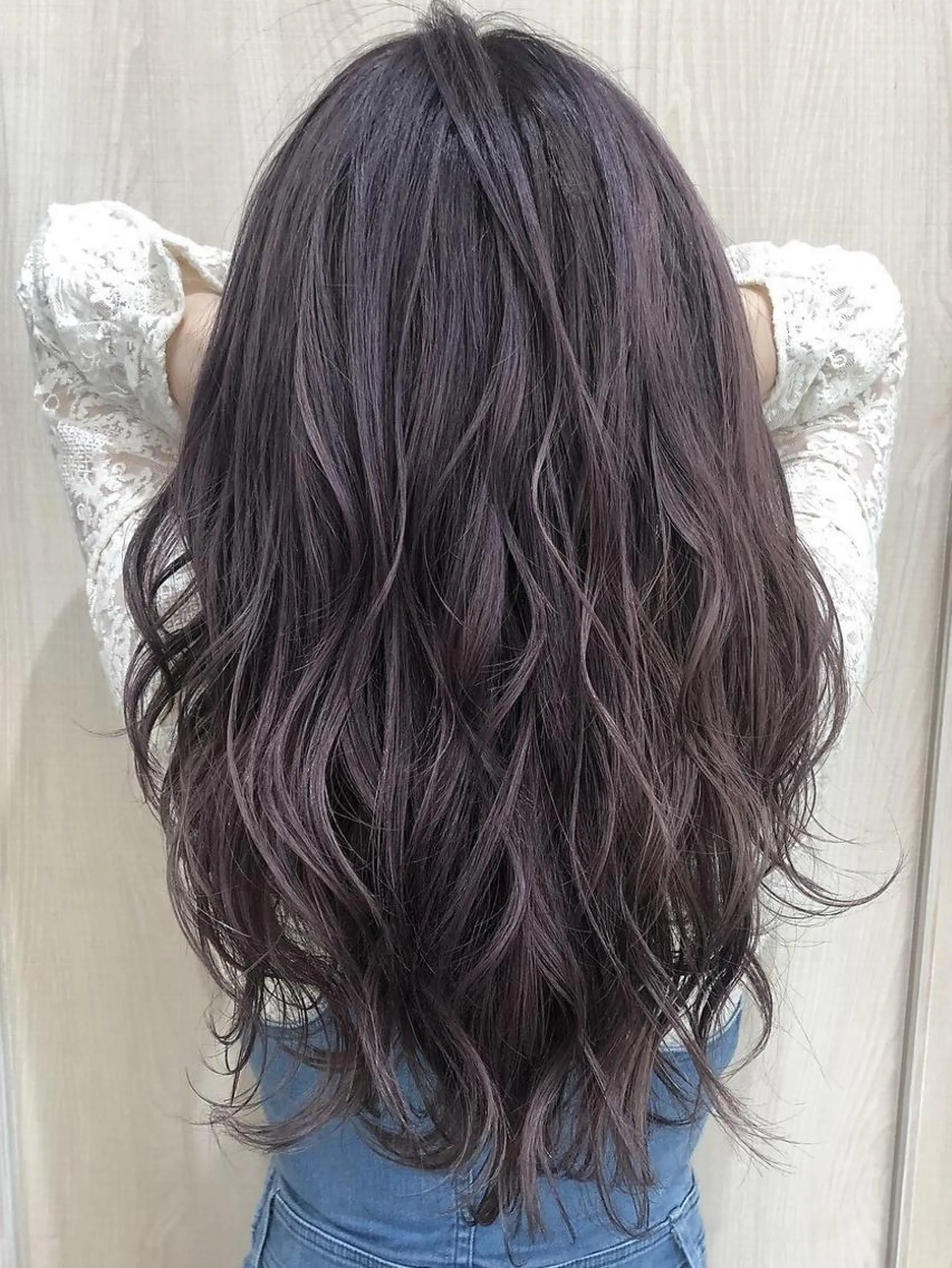 ロング カラー ルシードスタイル REVEのヘアスタイル