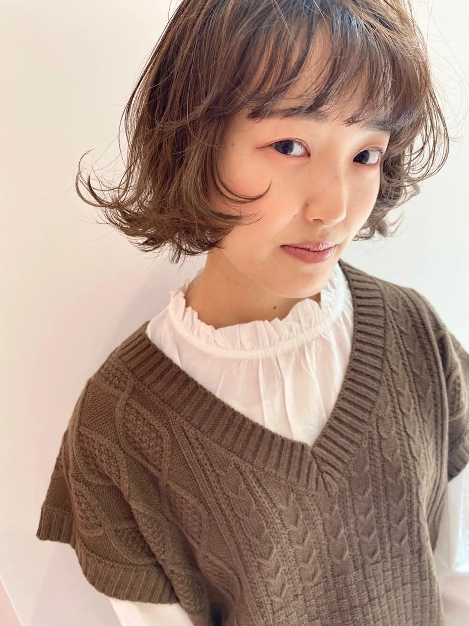 ショート 外ハネヘア 西本 夏美のヘアスタイル
