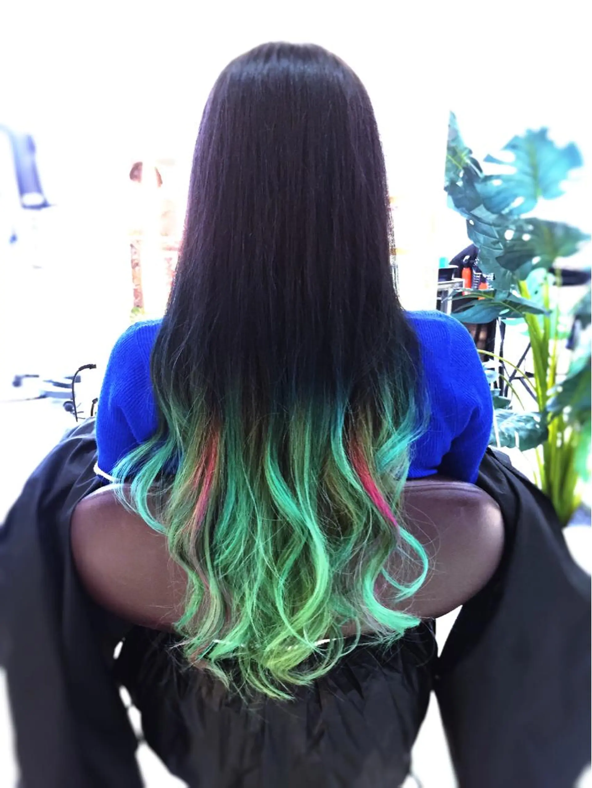 ロング カラー グラデーションカラー 外国人風カラー 松本 明日可のヘアスタイル