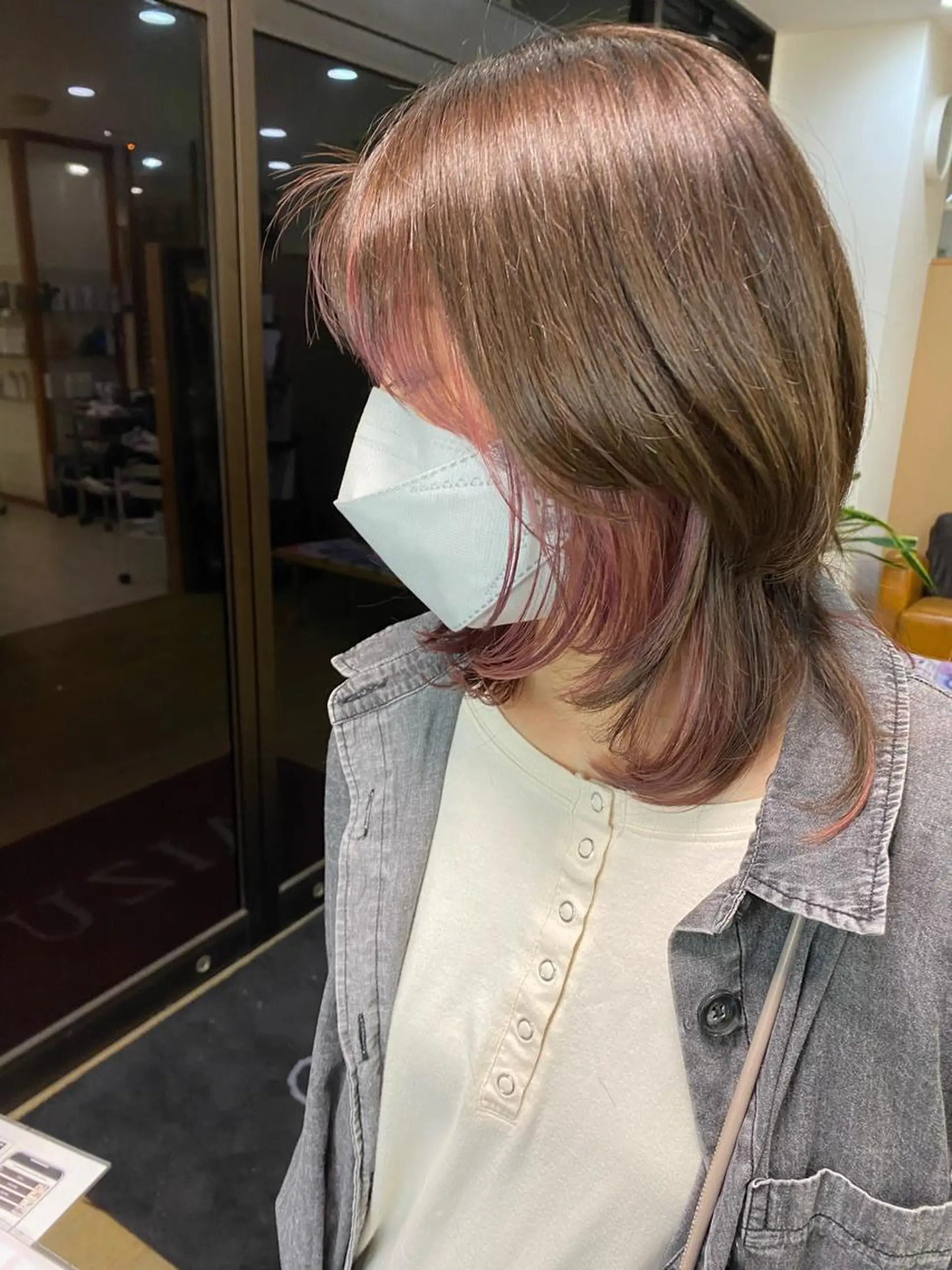 ミディアム カラー カット ヘアカラー トリートメント peg.hair所属・ブリーチカラー🫧 森　凪沙のヘアスタイル