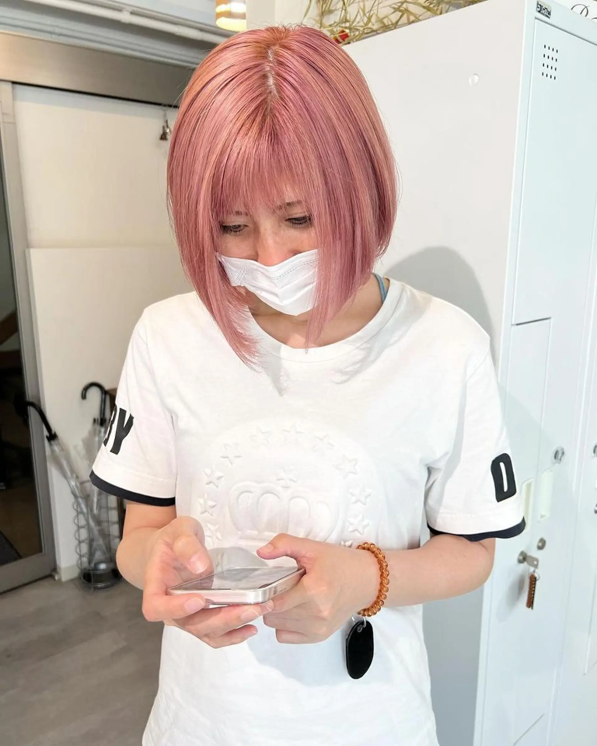 ミディアム カラー ワンレンボブ ショートボブ ブリーチ ケアブリーチ ピンクカラー ブリーチ、髪質改善 Noe心斎橋店のヘアスタイル