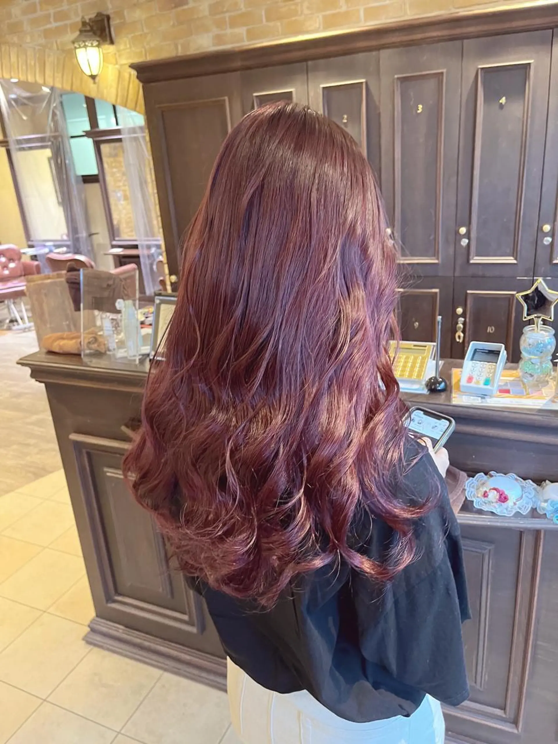 ロング ヘアカラー 🧡ミルクティー/ レイヤー🧡ショウナのヘアスタイル