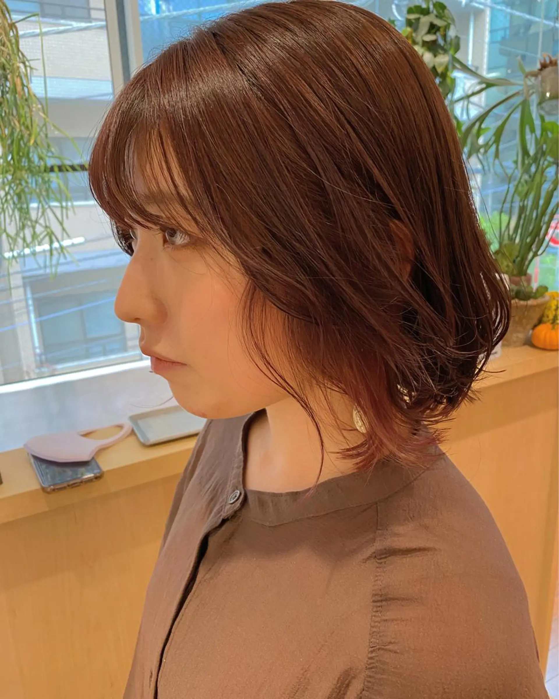 ミディアム カラー IVORY.所属・🟩くすみベージュ/ ショート/ボブ/大司のヘアスタイル