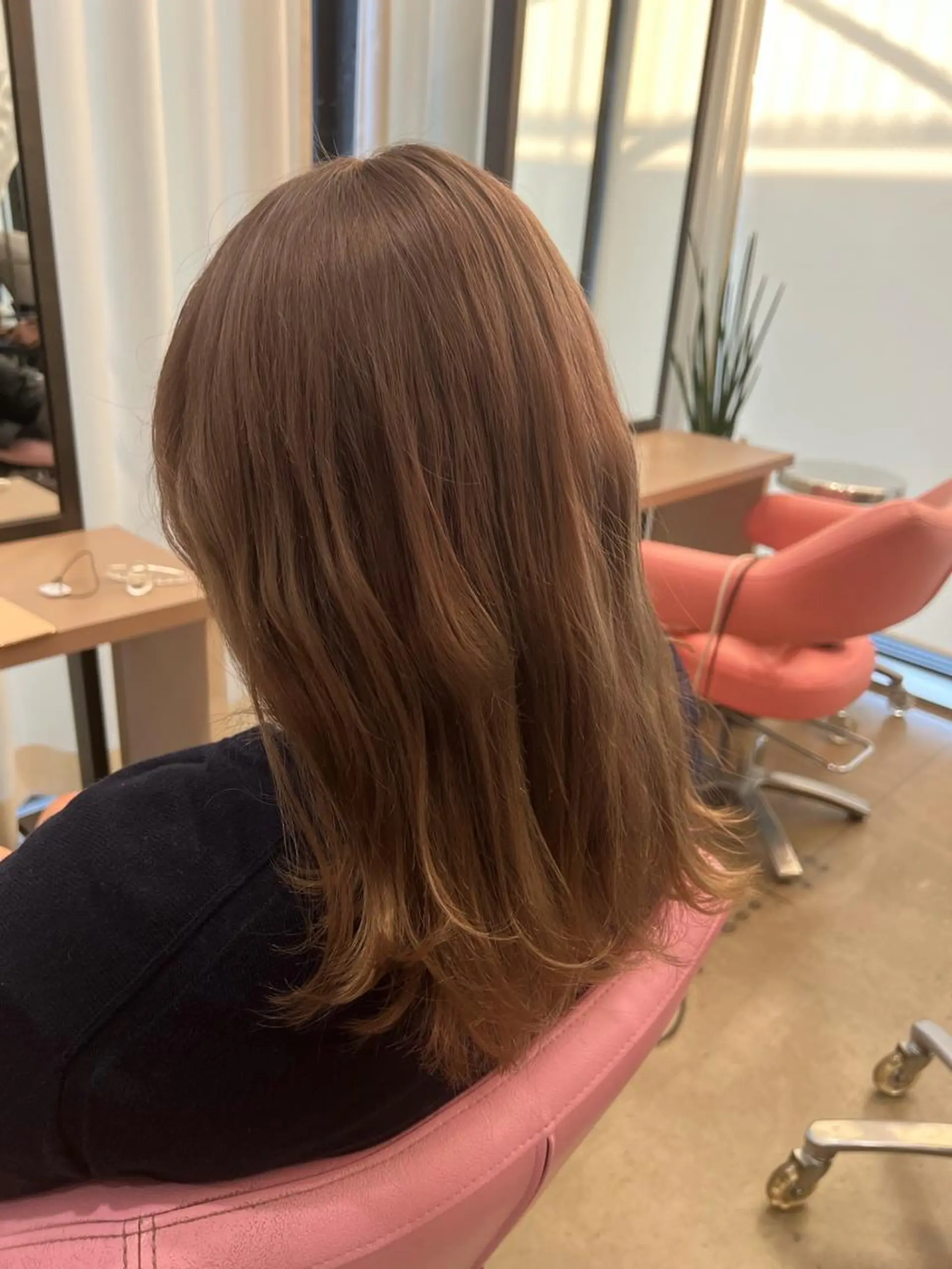 セミロング カラー パーマ ヘアアレンジ ヘアカラー トリートメント ヘッドスパ ヘアセット 🌈インナーカラー ‘ショウマ’🌈のヘアスタイル
