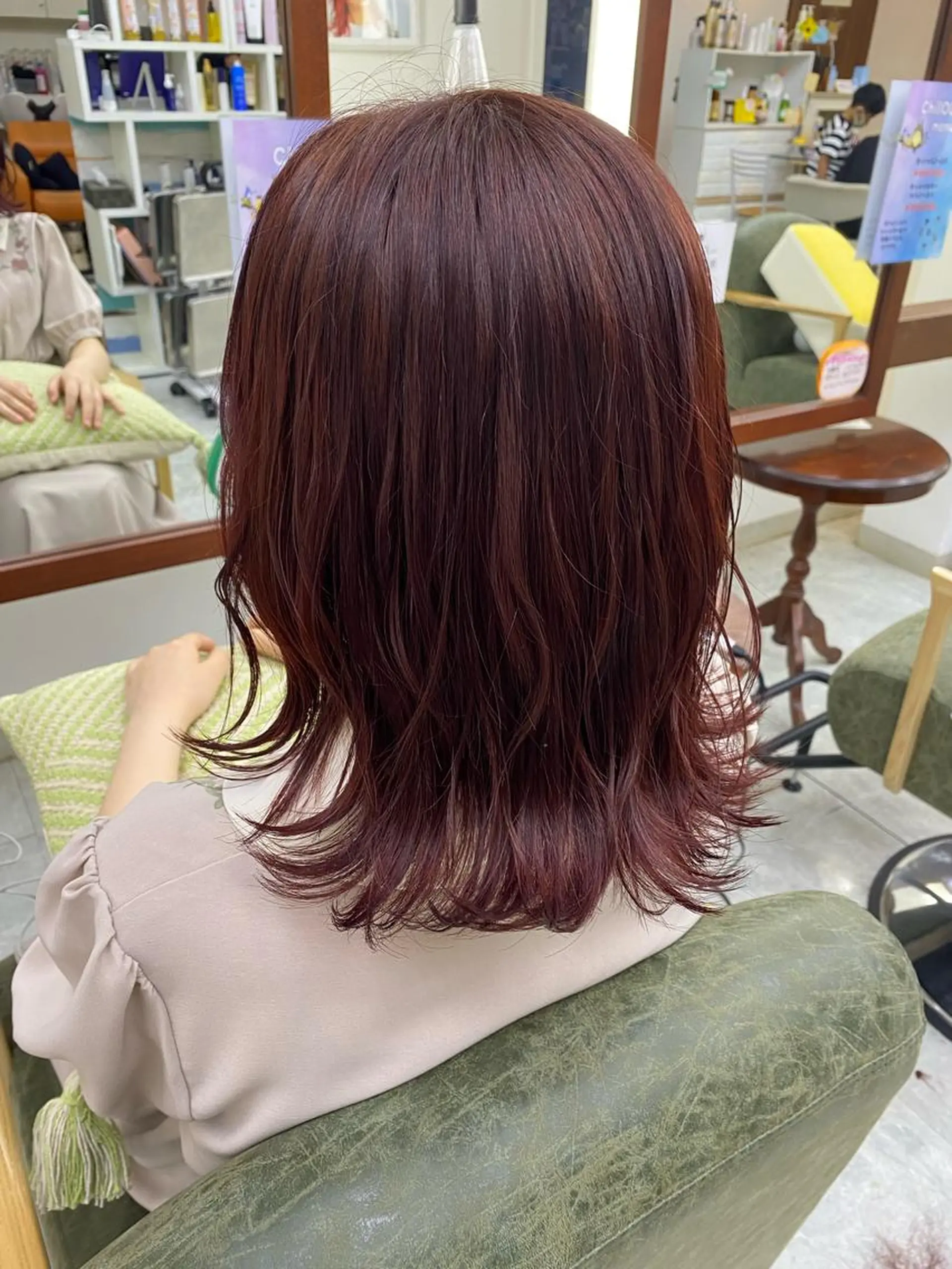セミロング カット ヘアカラー Number CHIHIROのヘアスタイル