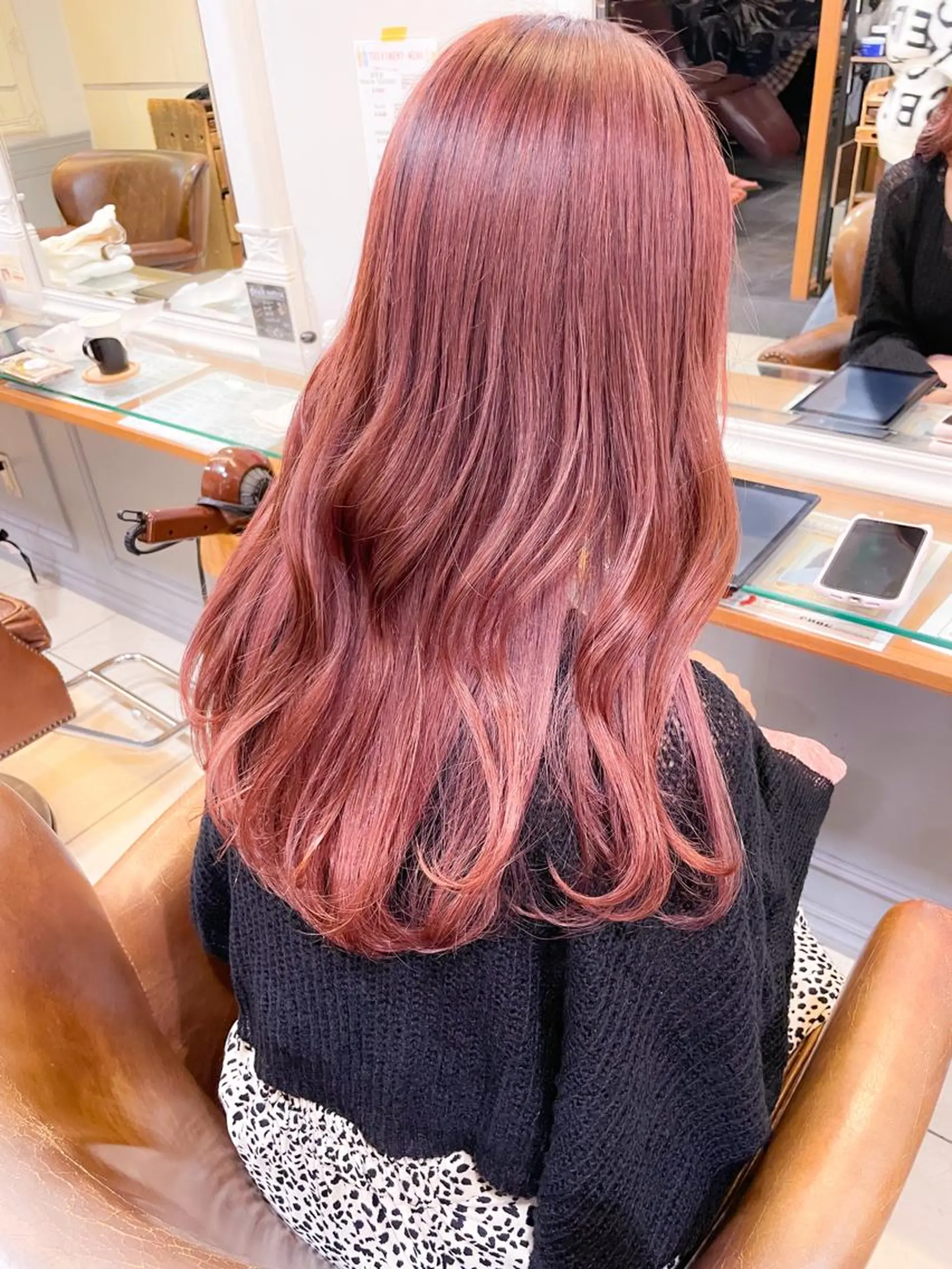 ロング カラー ピンクカラー ヘアカラー ✨カラー支持No.1 🧸ワキ カナコ🧸のヘアスタイル