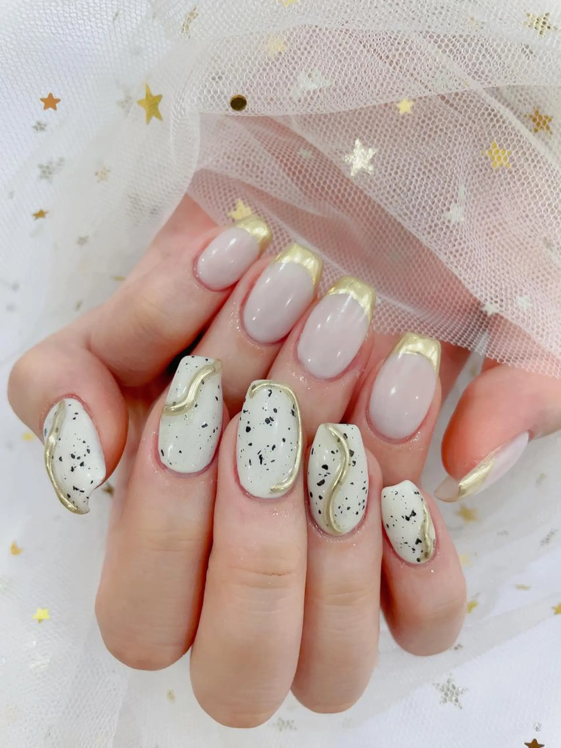 ミディアム ネイル ハンドネイル cho nailのネイルデザイン
