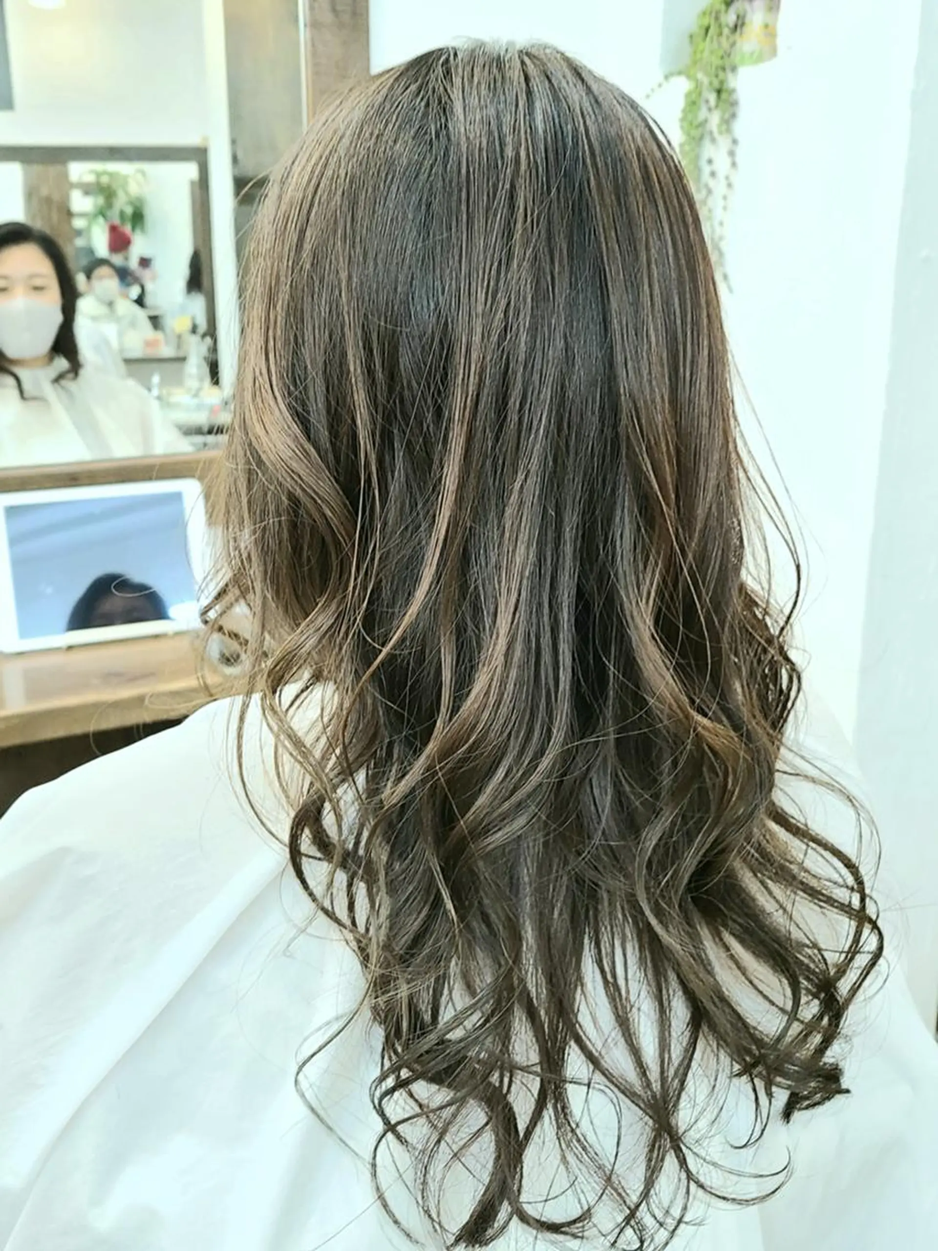 ロング ヘアアレンジ カラー カット パーマ デザイナー Anne アンのヘアスタイル