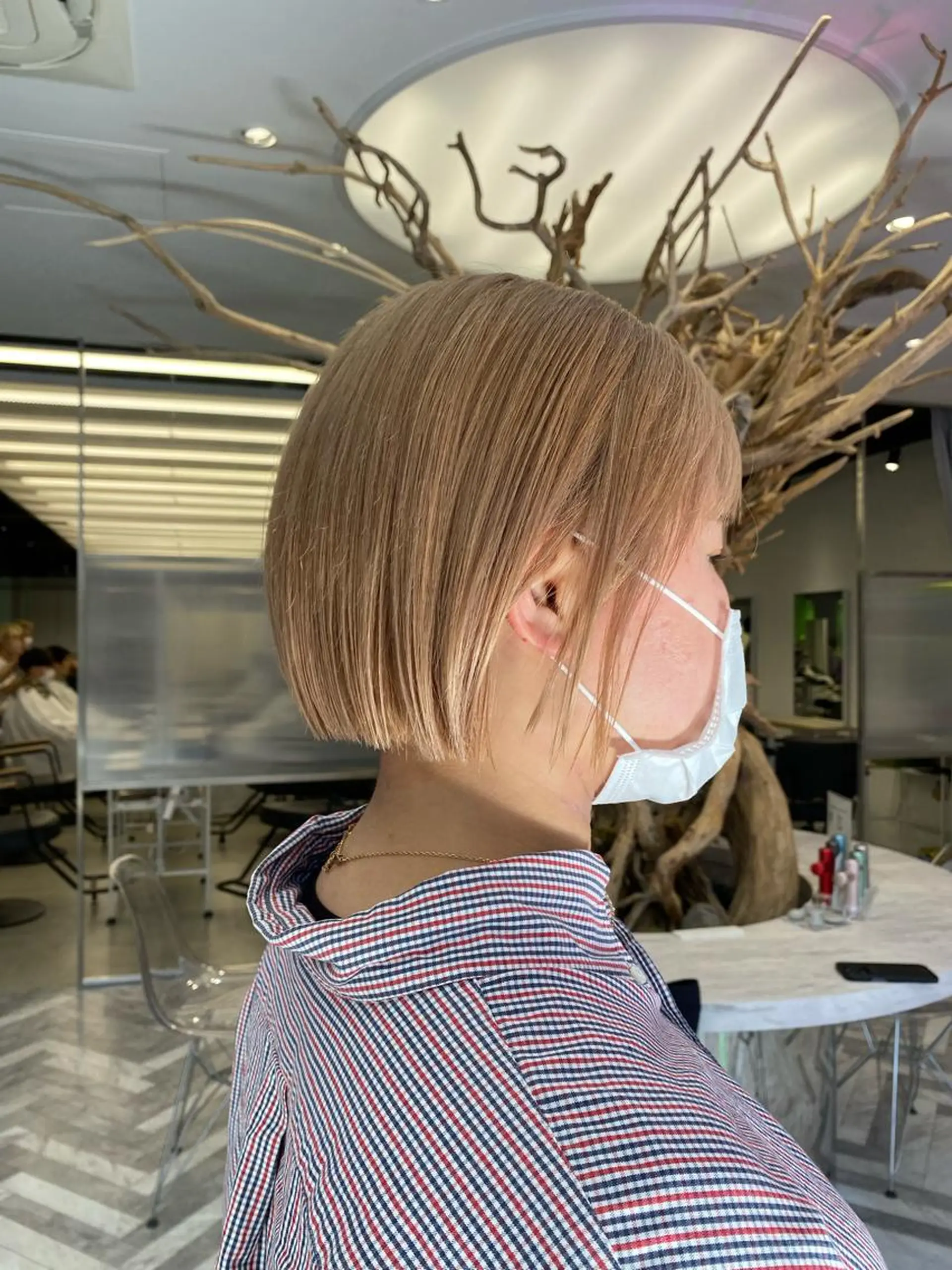 ミディアム ヘアカラー 透け感ベージュ /ミハルのヘアスタイル