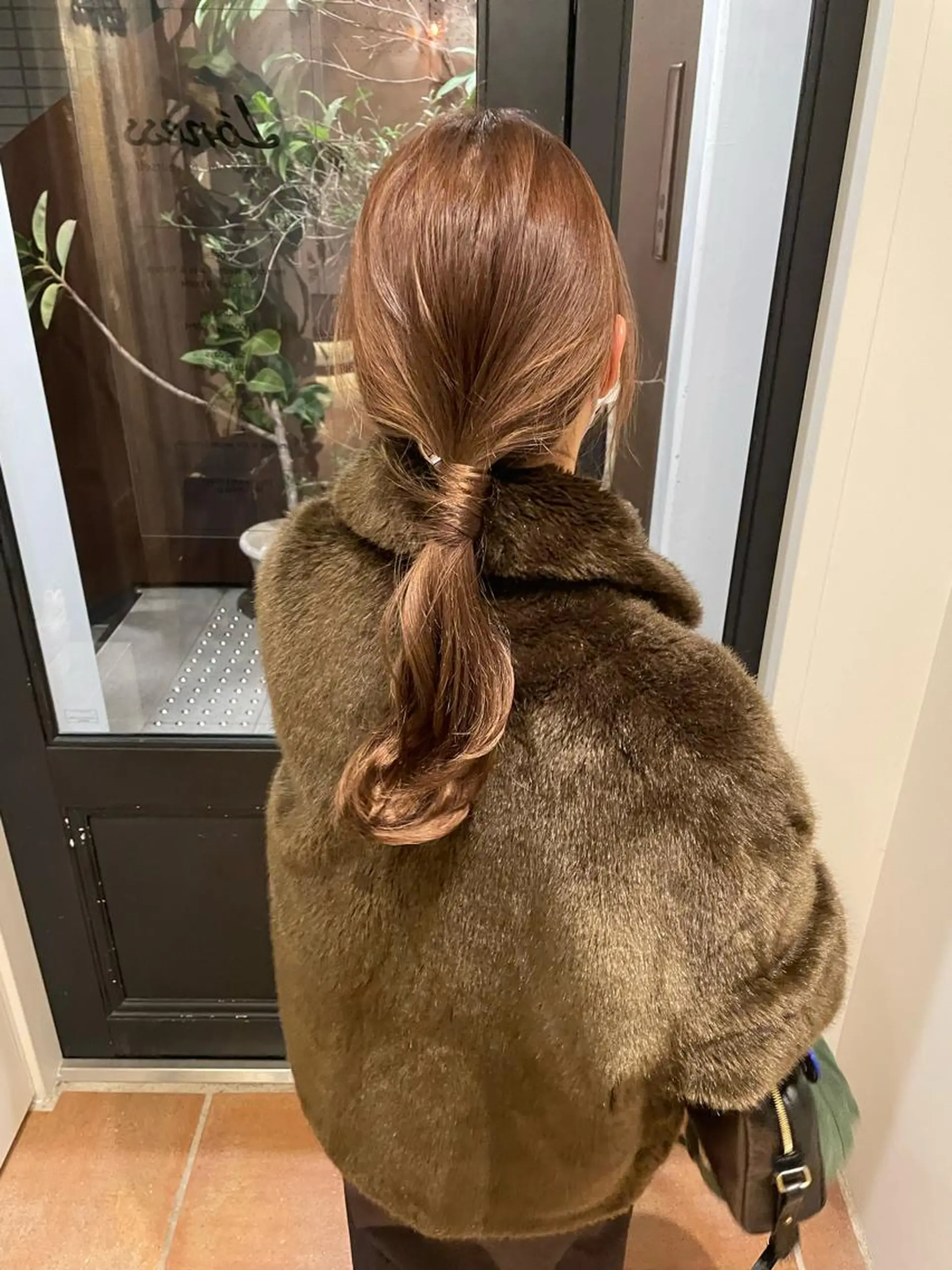 ミディアム カラー ベージュカラー ブリーチ ケアブリーチ ヘアカラー トリートメント ボブ/レイヤー/ケア パーマ/リュウタのヘアスタイル