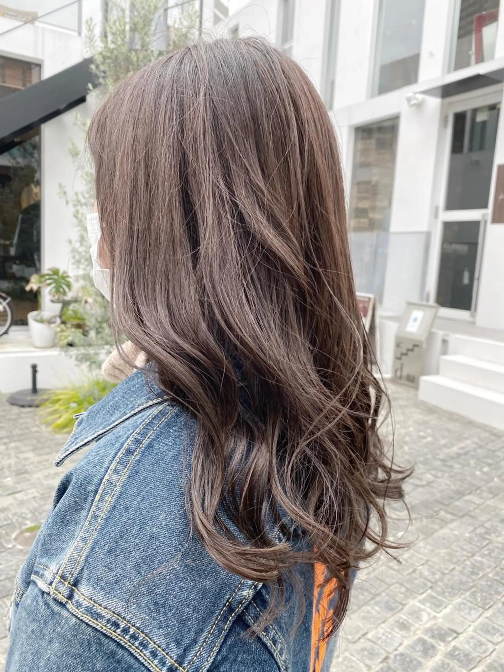 セミロング 佐藤史哉* 韓国レイヤー赤み除去のヘアスタイル