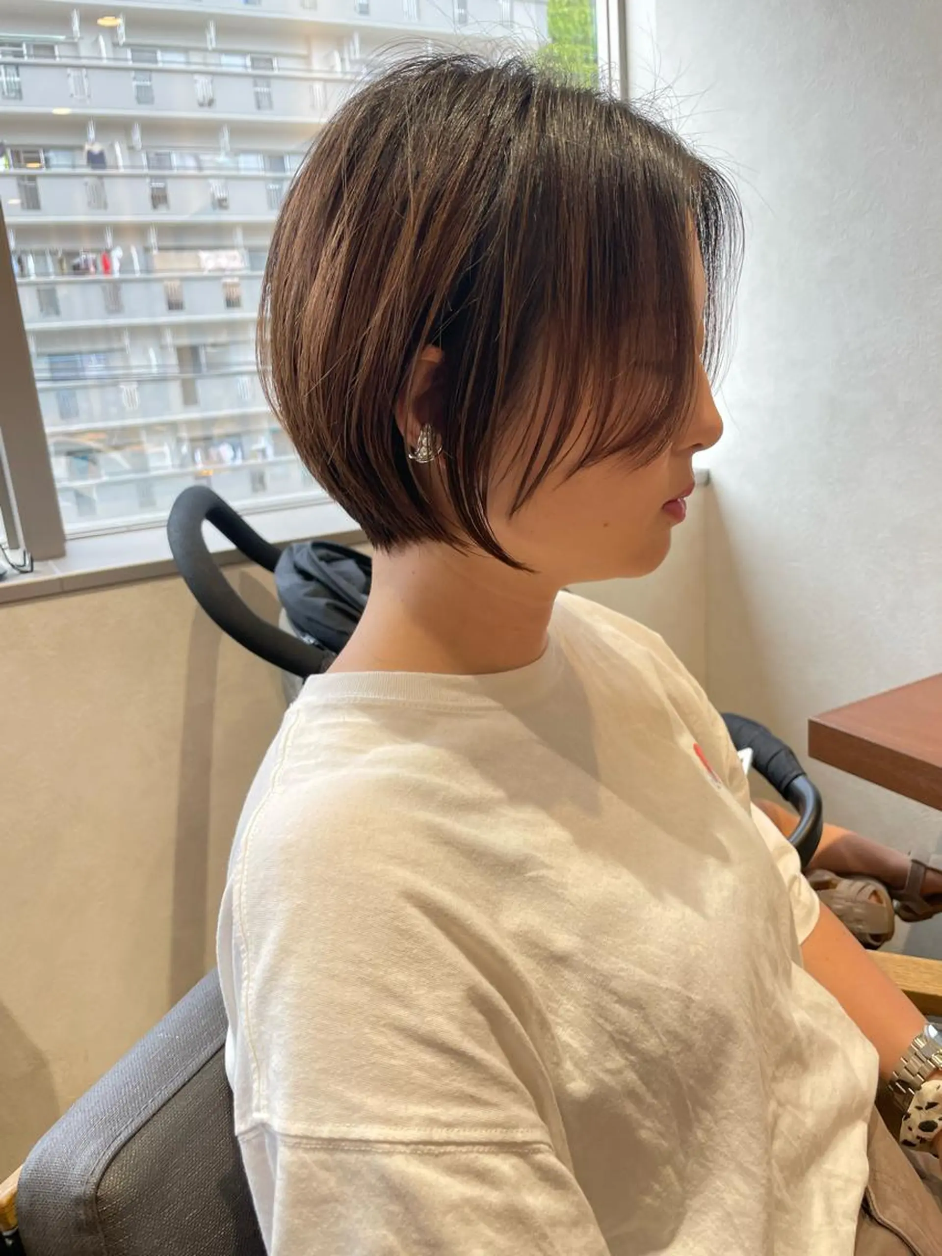 ショート カット トリートメント 💛美髪ハイトーン LEON🩶のヘアスタイル