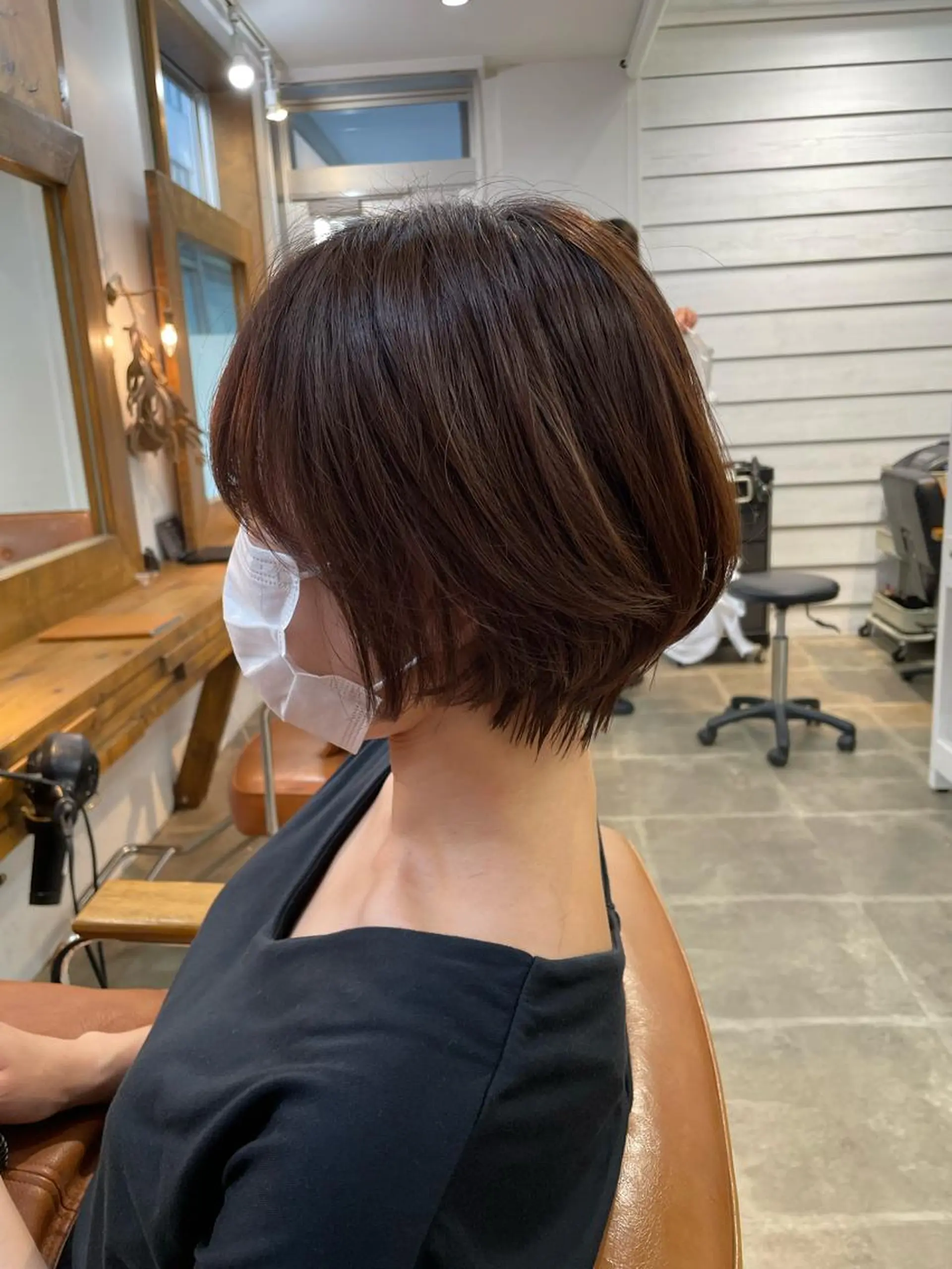 ショート ショートレイヤー 丸みショート くびれヘア くせ毛 レイヤーカット カット newline銀座所属・銀座ショート/ 大人ショート/金子涼のヘアスタイル