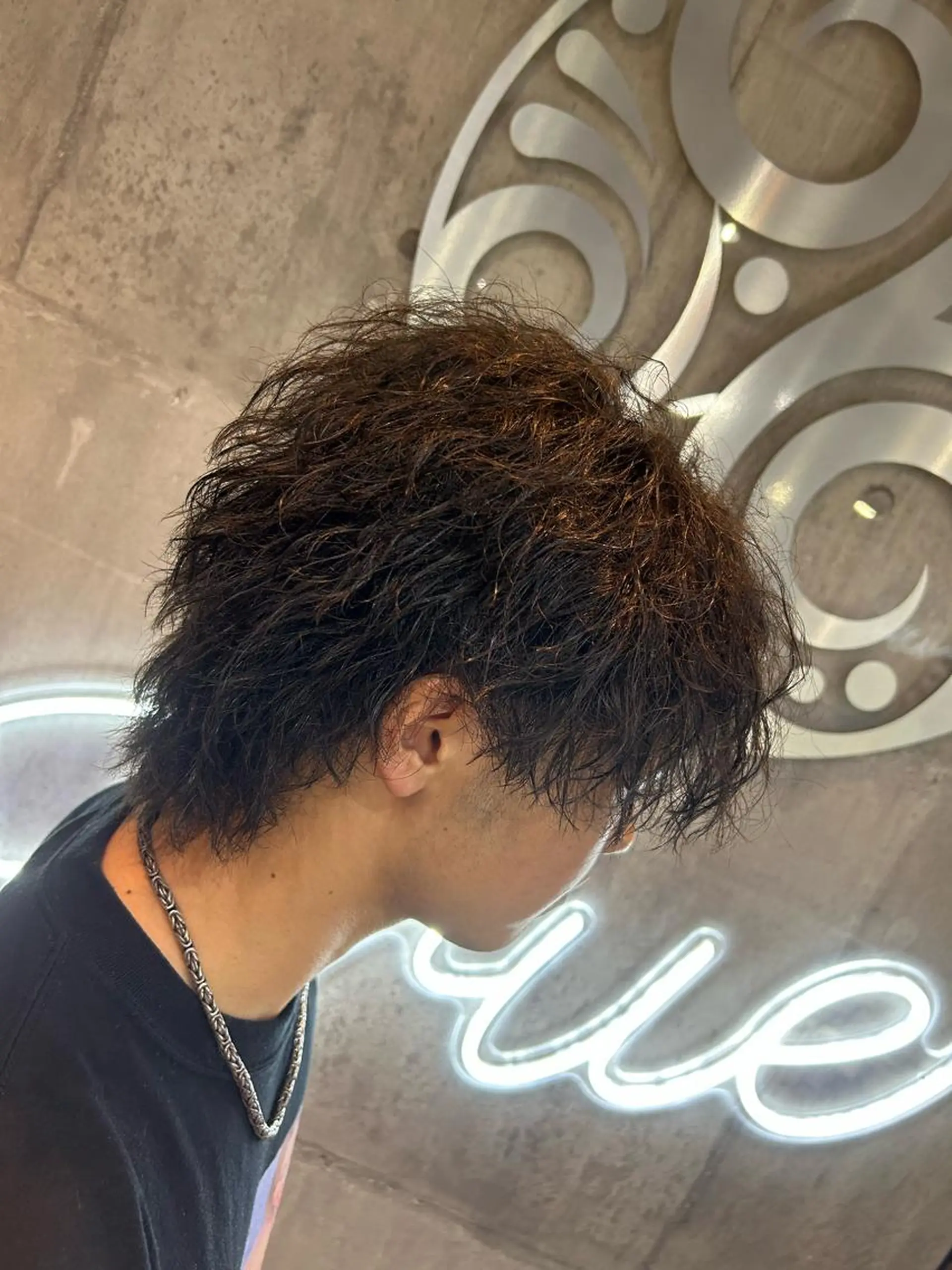 メンズ センターパート メンズウルフカット ウルフカット カット パーマ 👑再現性◎カット＆ パーマ Yuto🌀のヘアスタイル