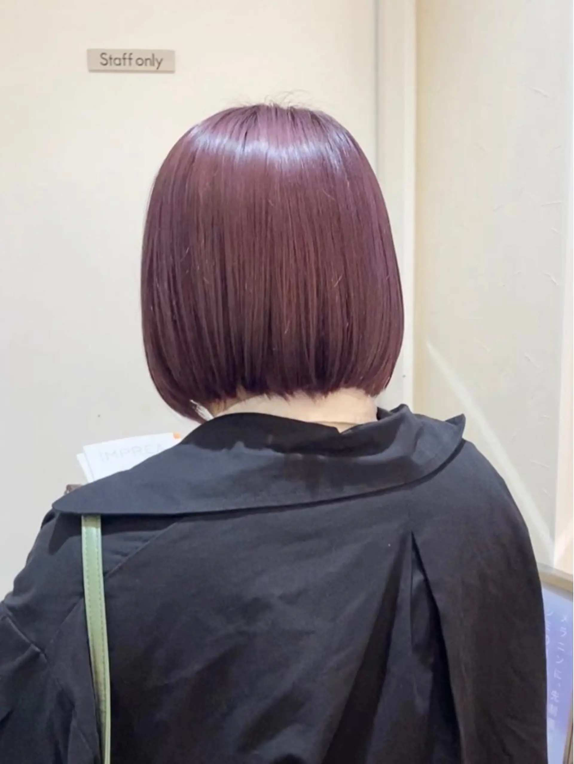 ショート カラー カシス レッドカラー ボブ ✨BASSA 【高田馬場】✨のヘアスタイル