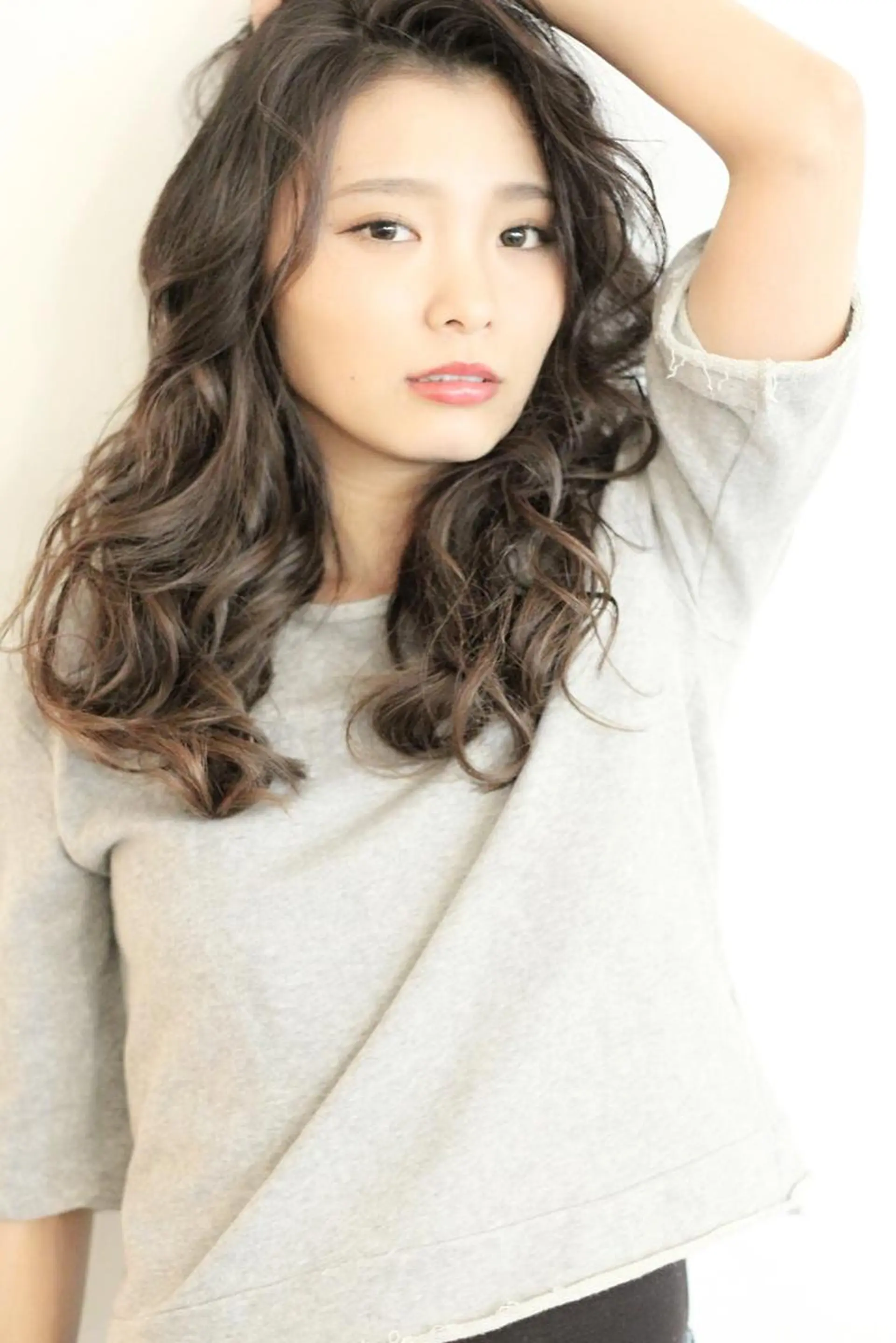 ミディアム セミロング ロング カラー パーマ 髪質改善 ami byAbsoのヘアスタイル