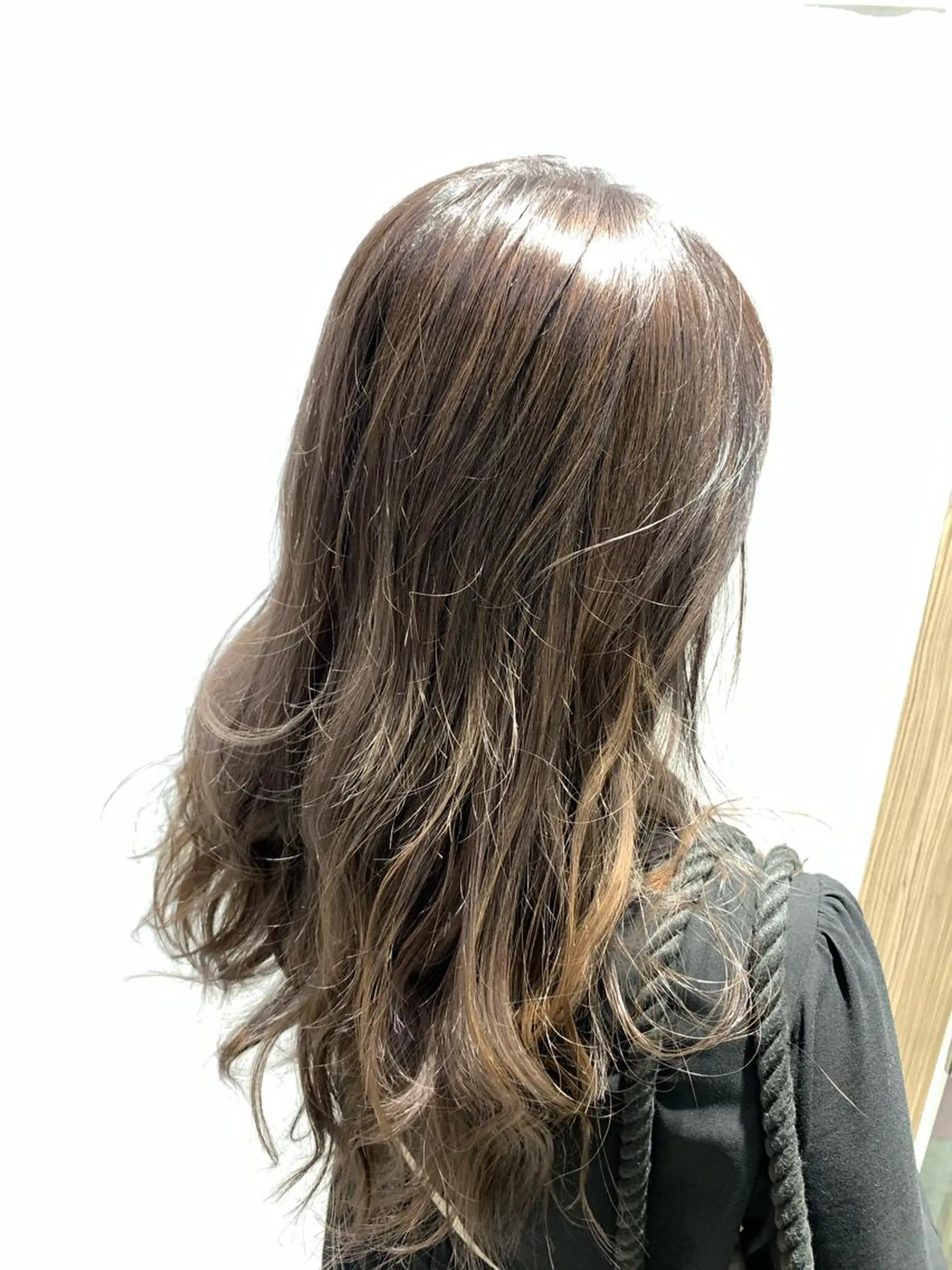セミロング カラー 大橋 一智のヘアスタイル