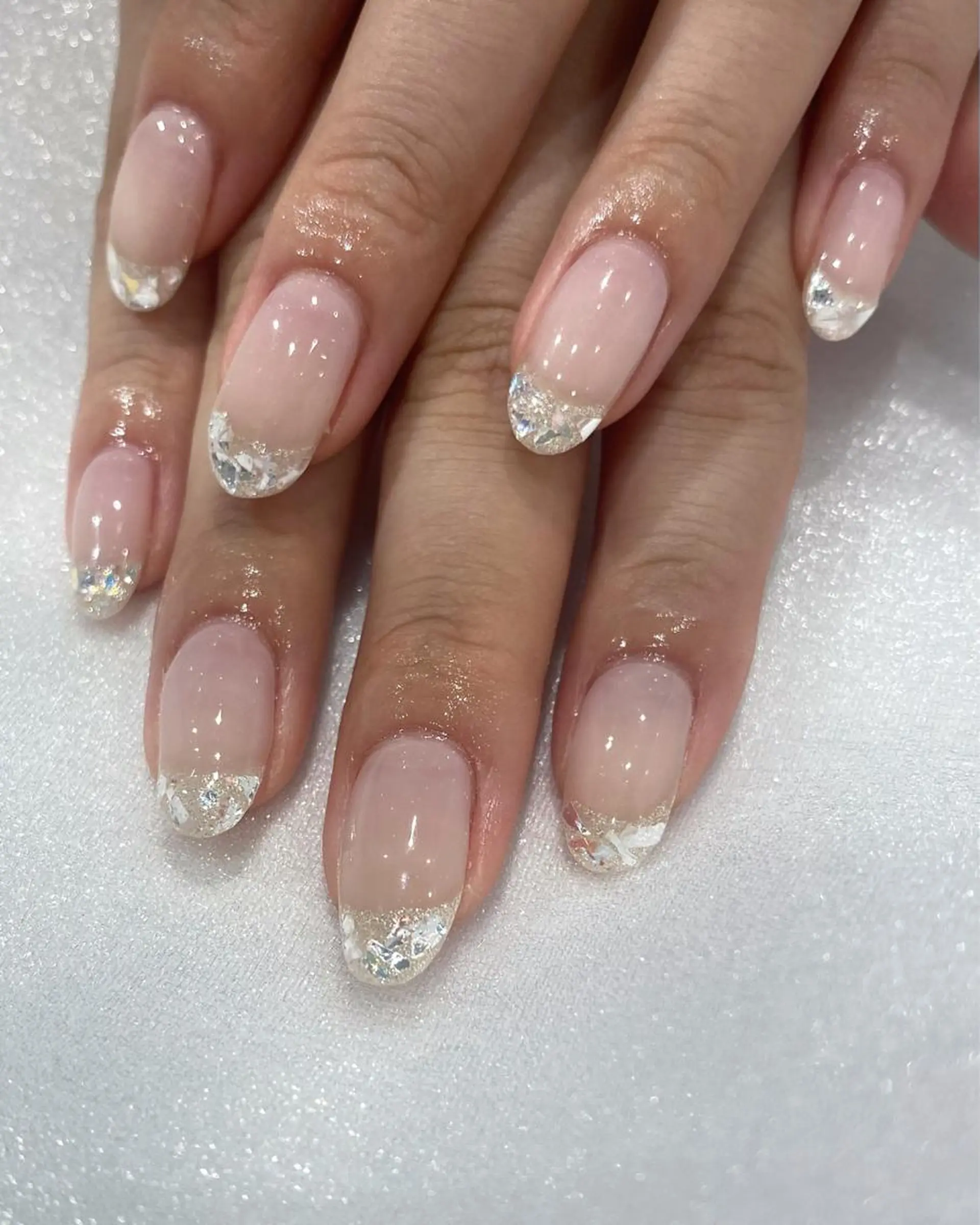 ネイル フレンチネイル ガラスフレンチ ハンドネイル ハンドケア mika .のネイルデザイン