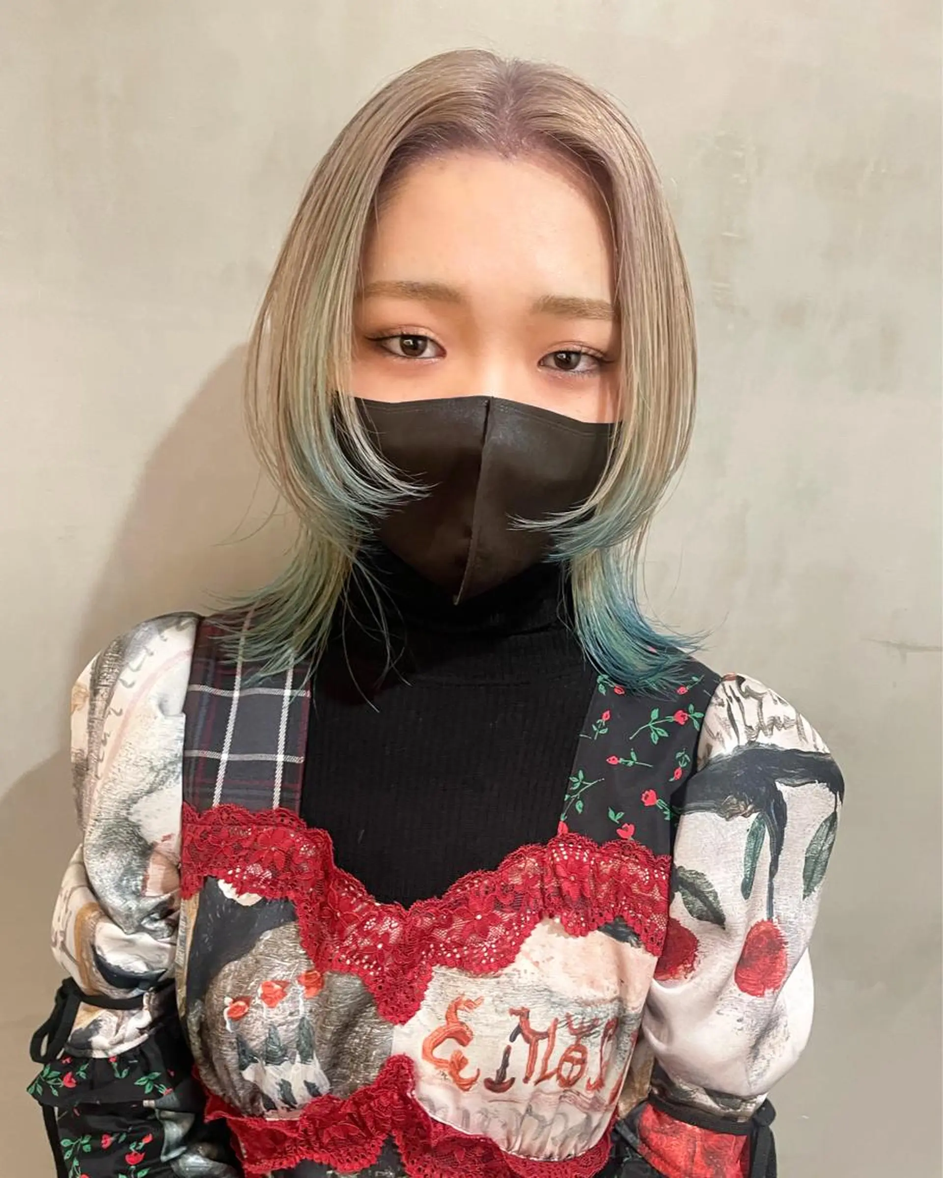 ミディアム カラー ヘアカラー トリートメント 優 作のヘアスタイル