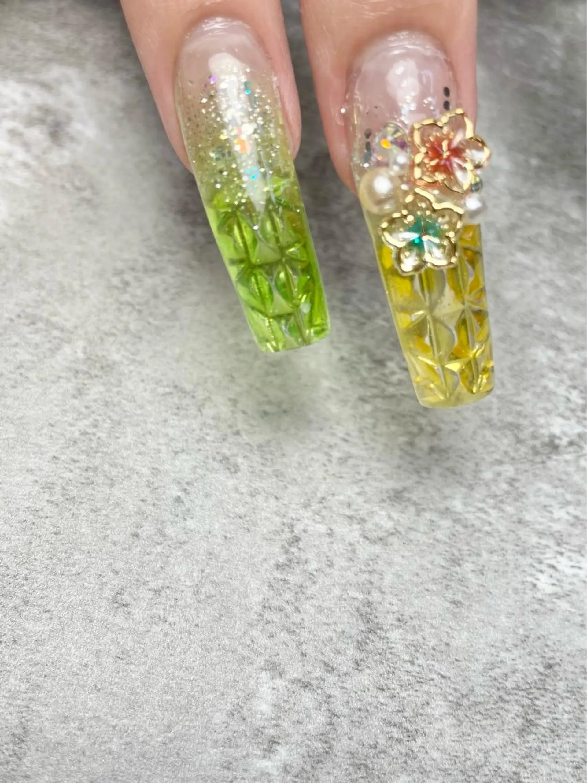 ネイル ブラウン クリアネイル グリーン パープル 黄色 ハンドネイル Y's nailのネイルデザイン