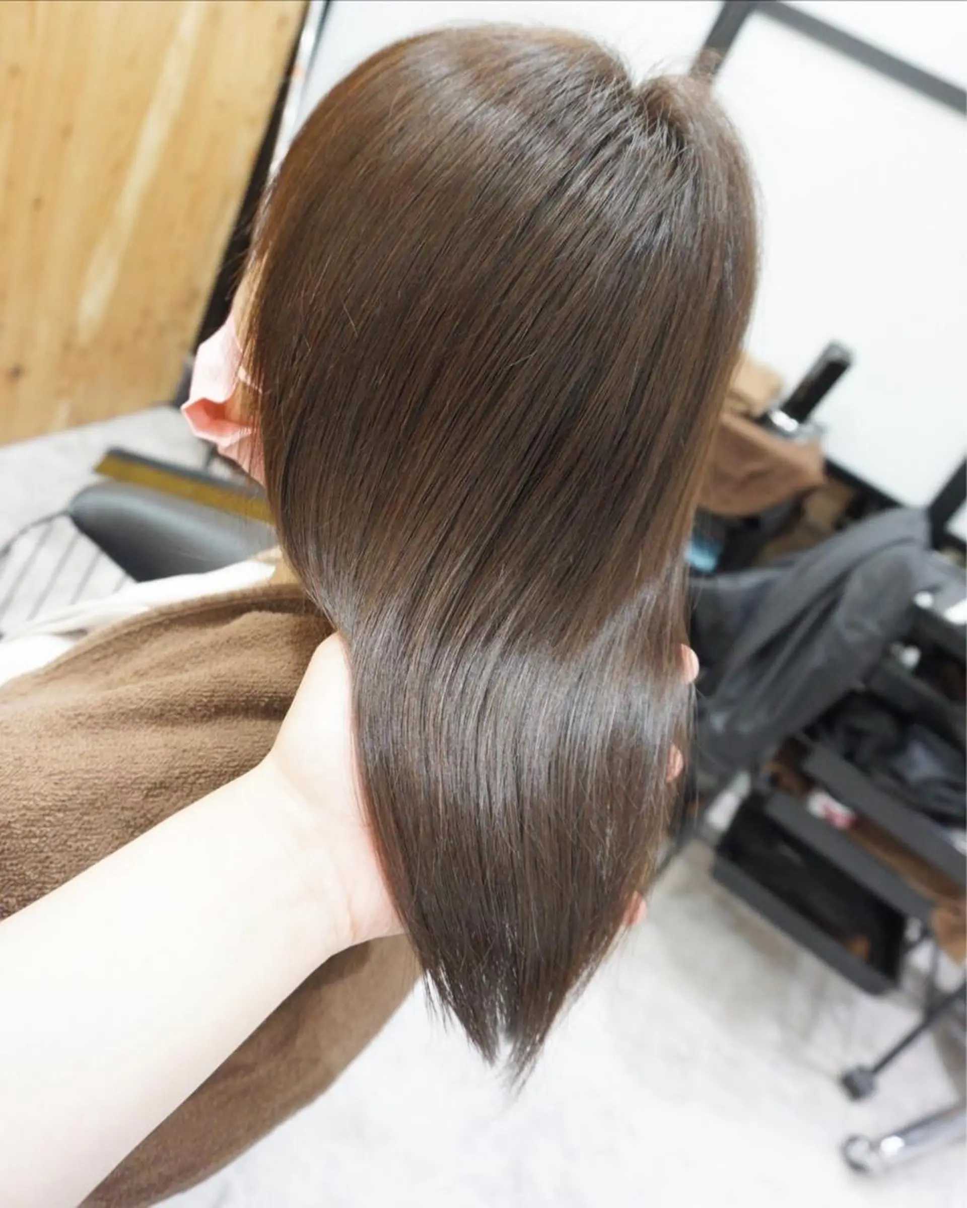 ミディアム くせ毛 カット ヘアカラー 縮毛矯正 トリートメント hair teria ryu 大塚のヘアスタイル