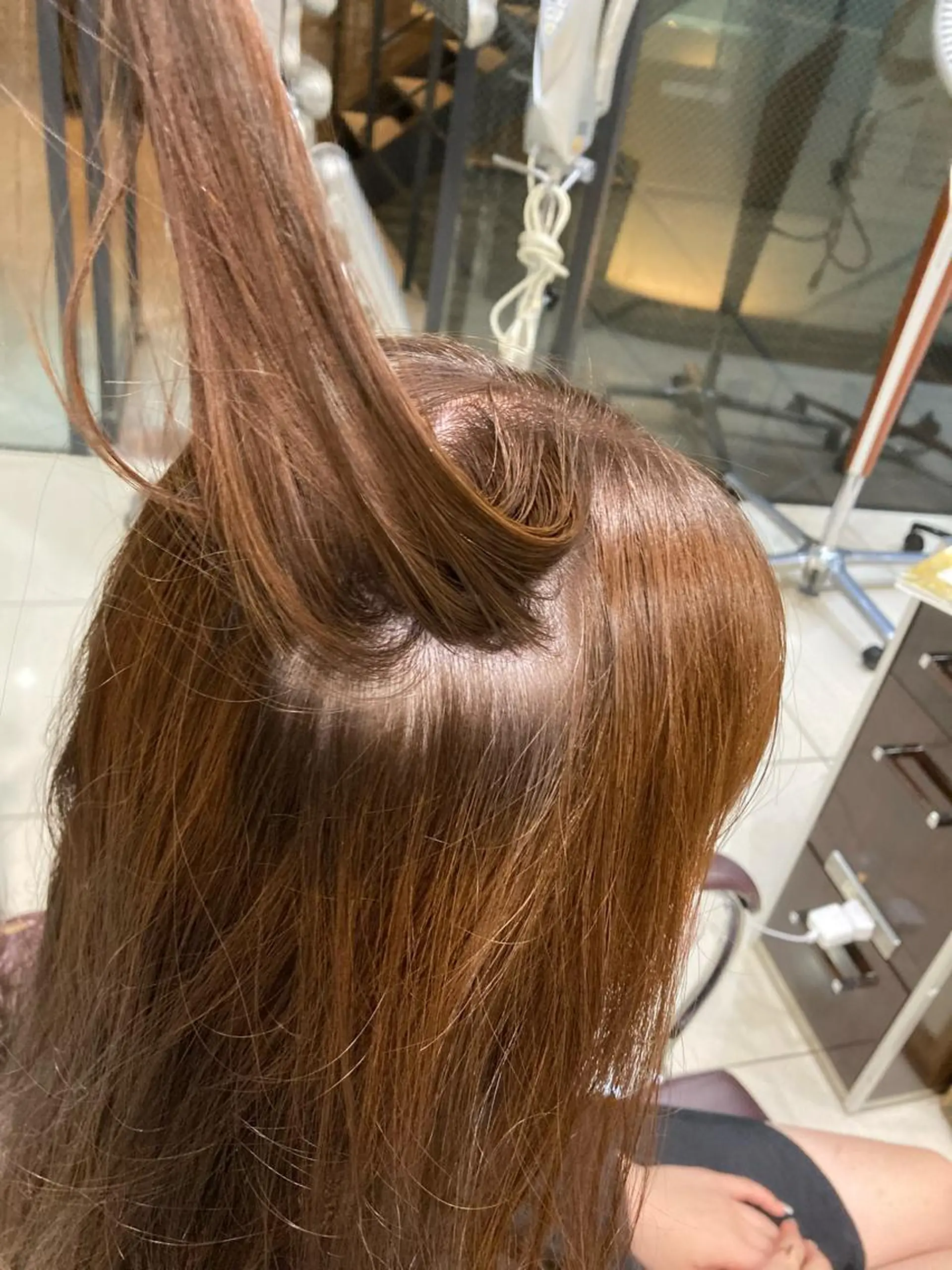 ロング ヘアカラー ✨木曜限定！ メンズカット無料✨のヘアスタイル