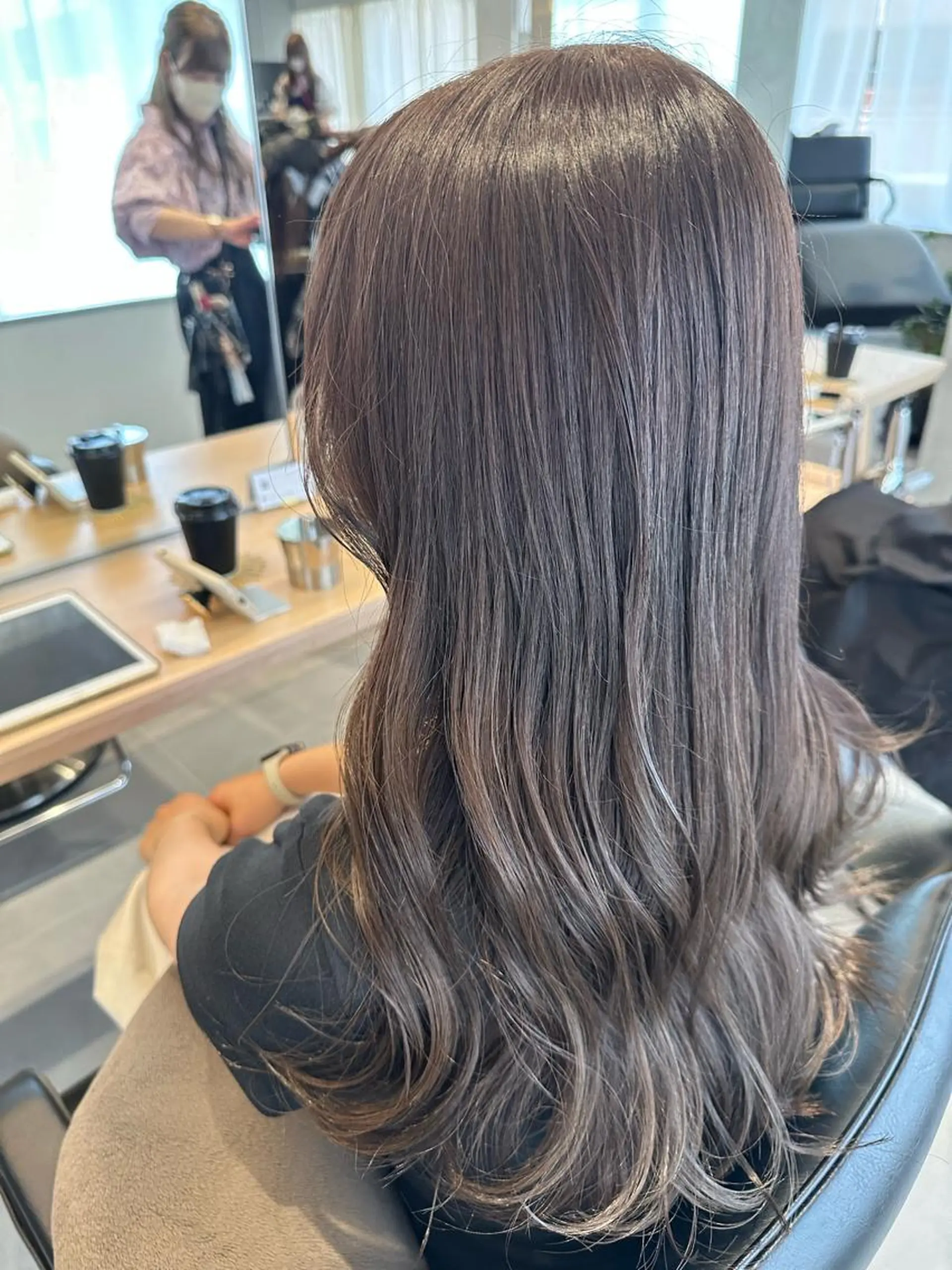 ロング カラー ヘアアレンジ ブリーチ 透明感カラー ダブルカラー ブリーチなしカラー ヘアカラー 垢抜け韓国風ヘア カラーMIKUのヘアスタイル