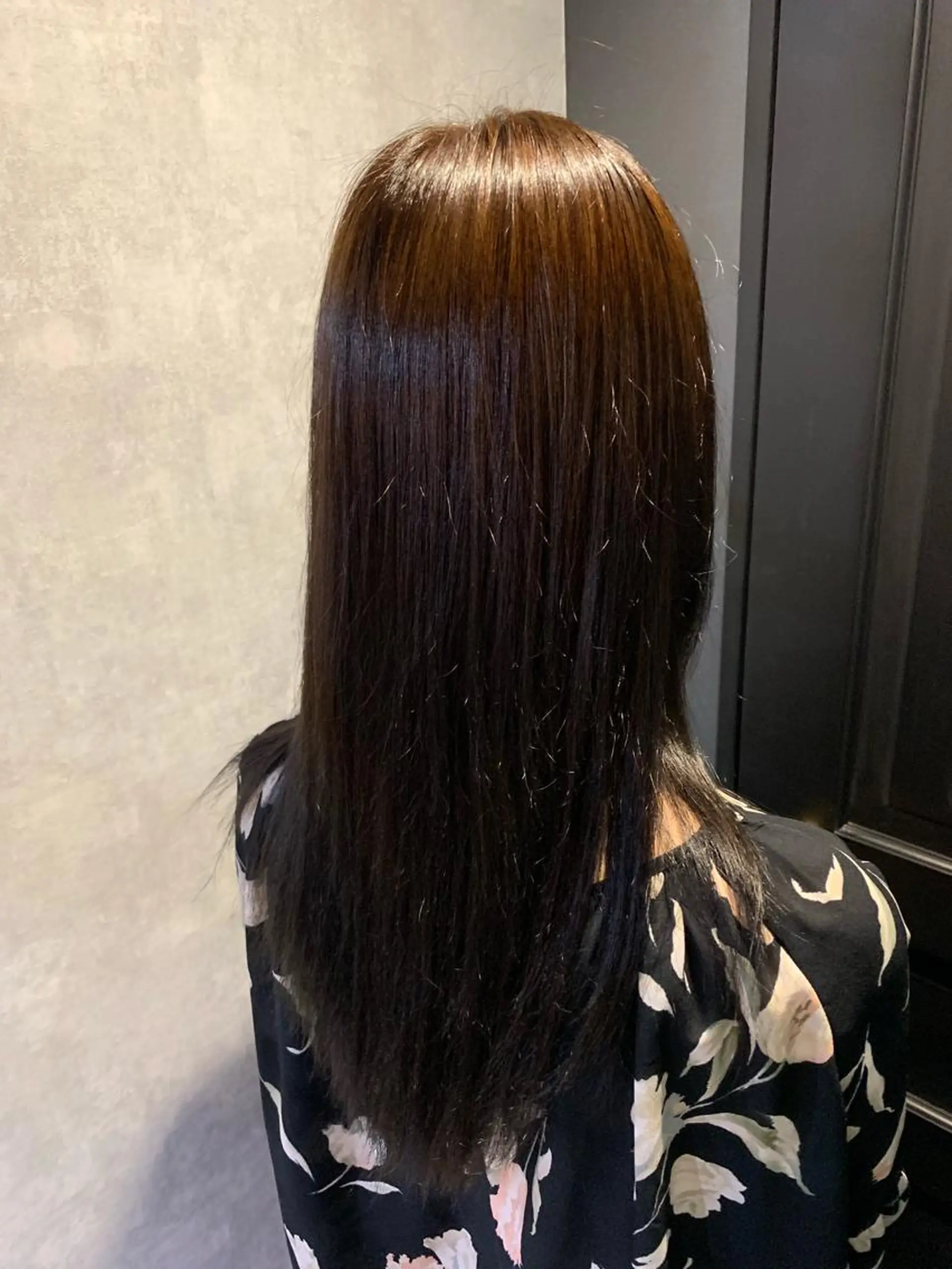 ロング カラー リベルテ所属・♦️髪質改善韓国レイ ヤー♦️副店長のヘアスタイル
